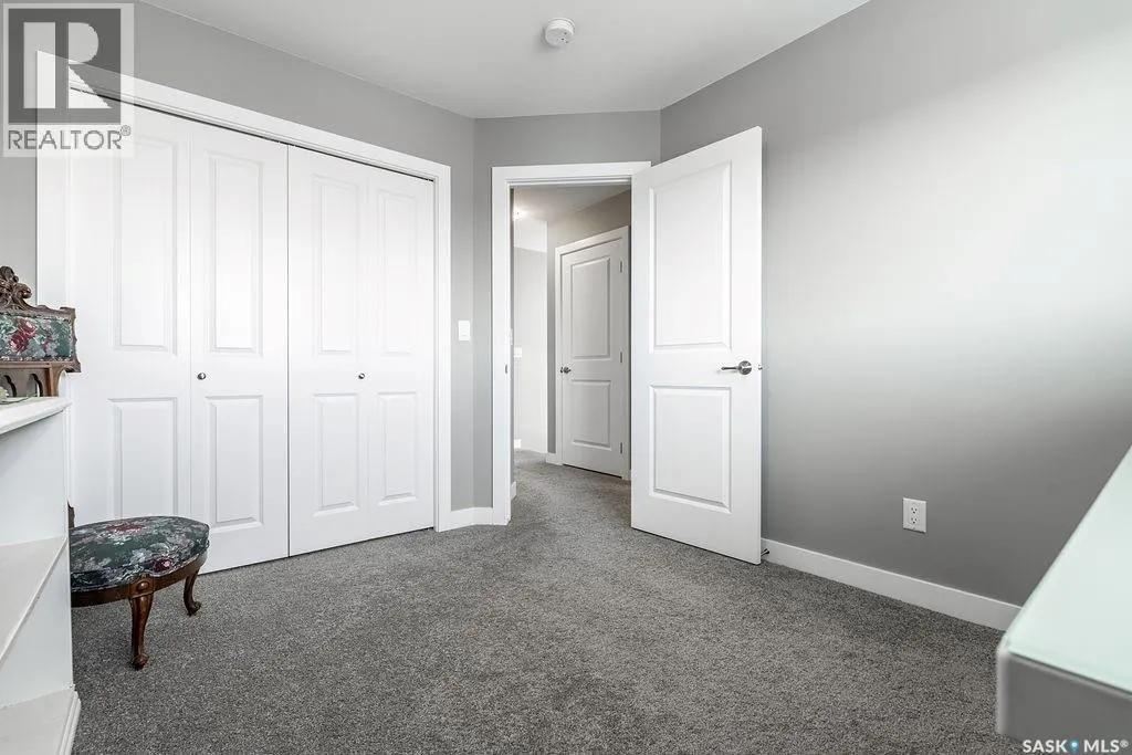 1424 Cassat DRIVE