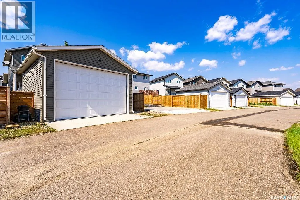 1424 Cassat DRIVE