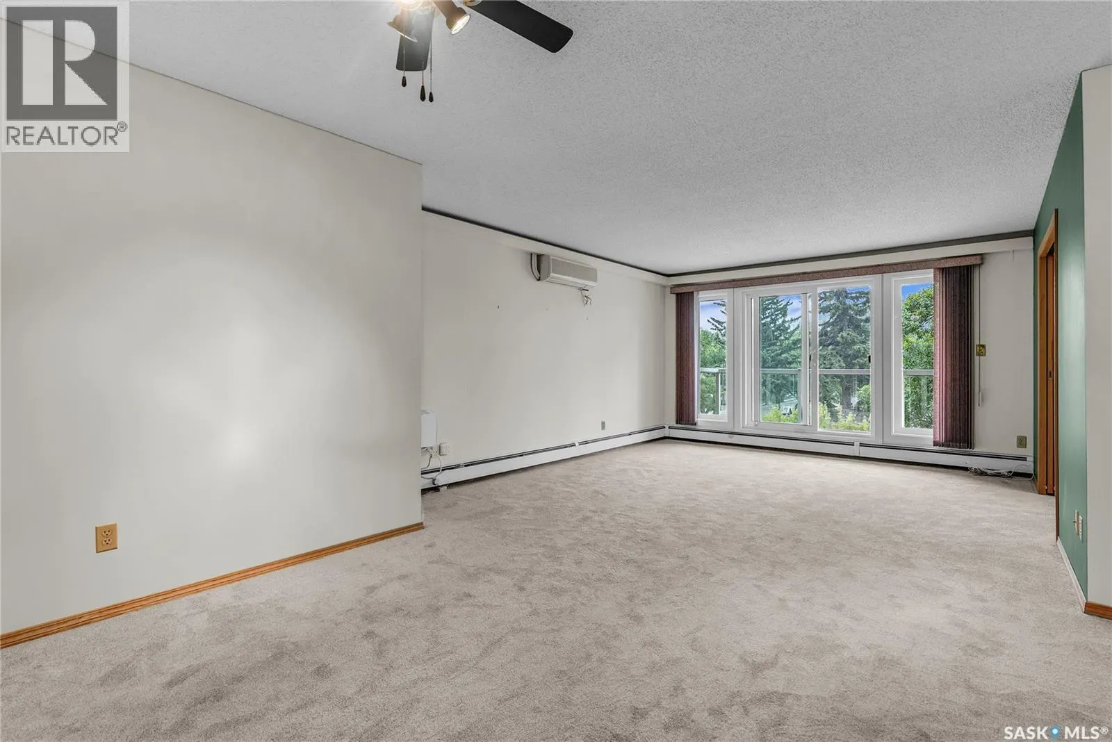 306 921 Main STREET E