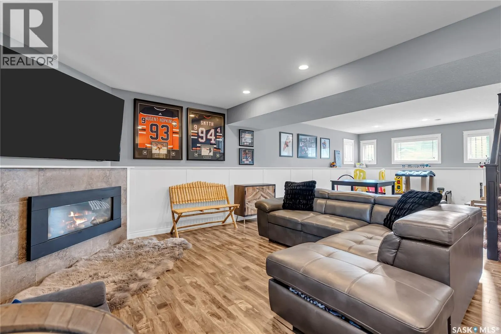 424 Hogan WAY