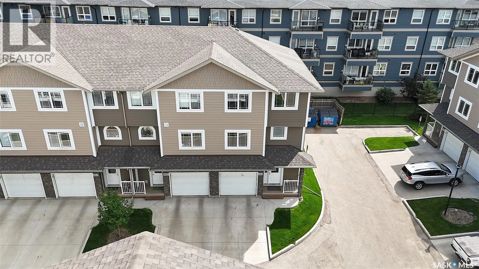 401 212 Willis CRESCENT