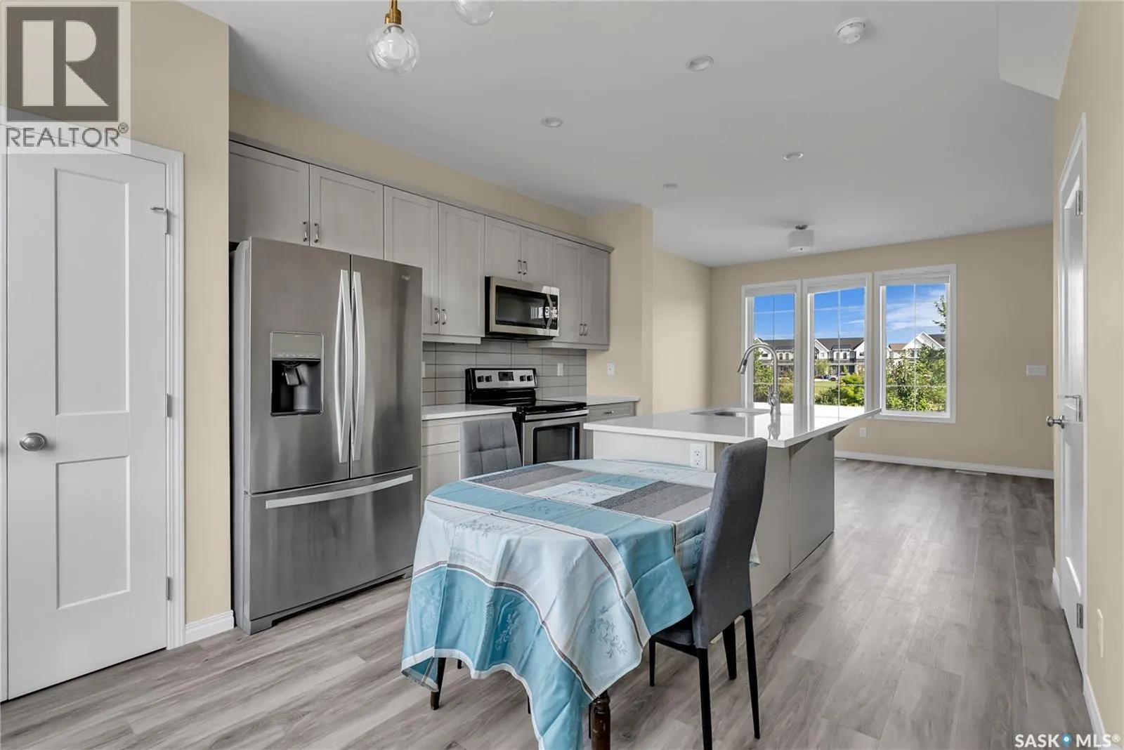 2048 Brighton COMMON