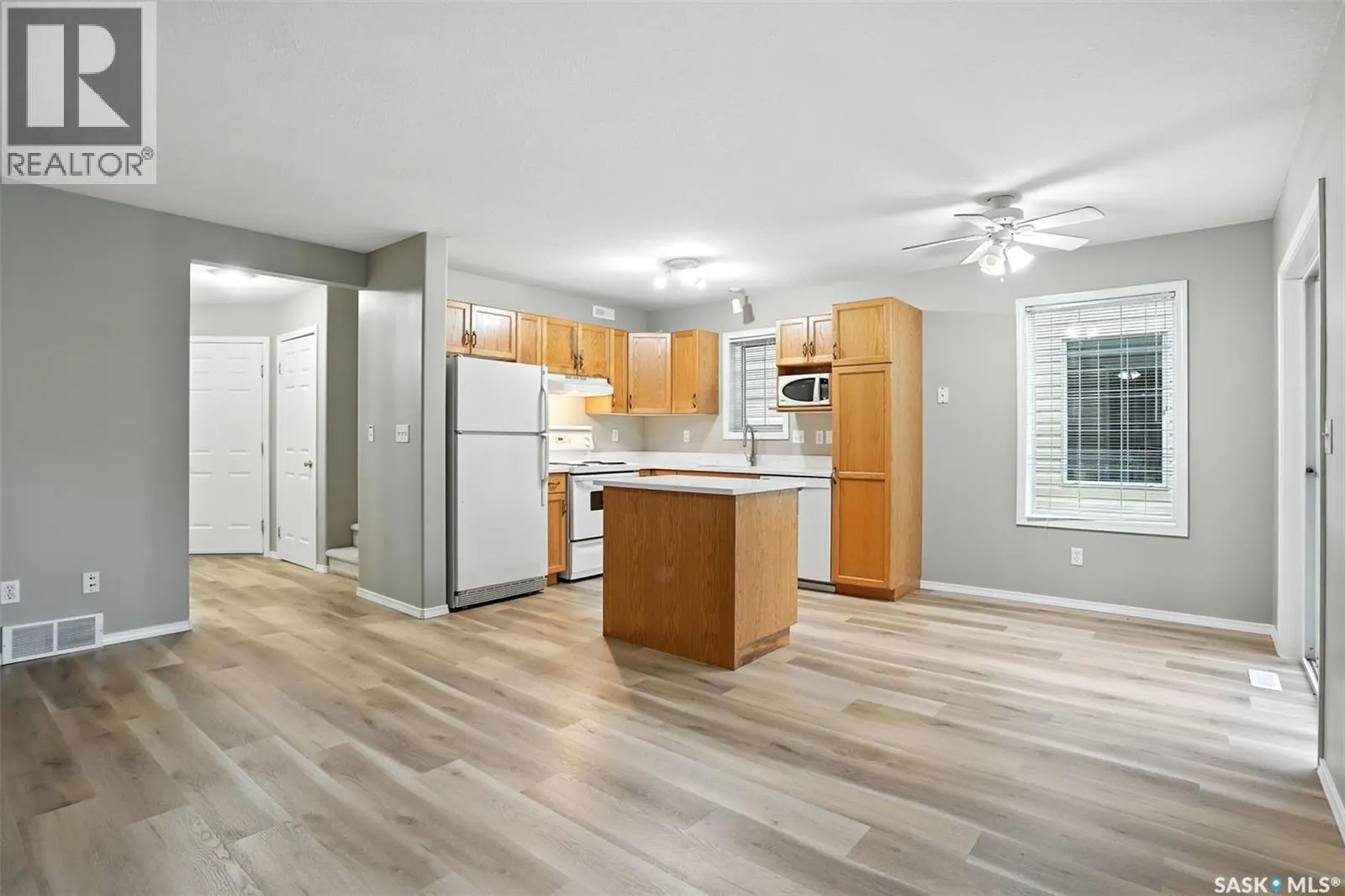 30 111 FAIRBROTHER CRESCENT