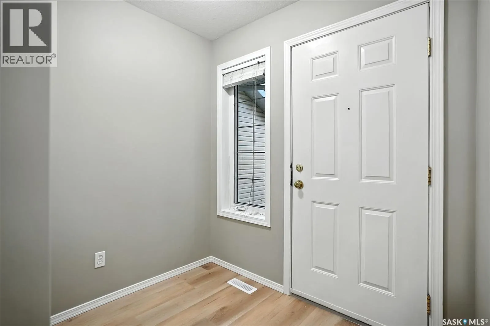 30 111 FAIRBROTHER CRESCENT