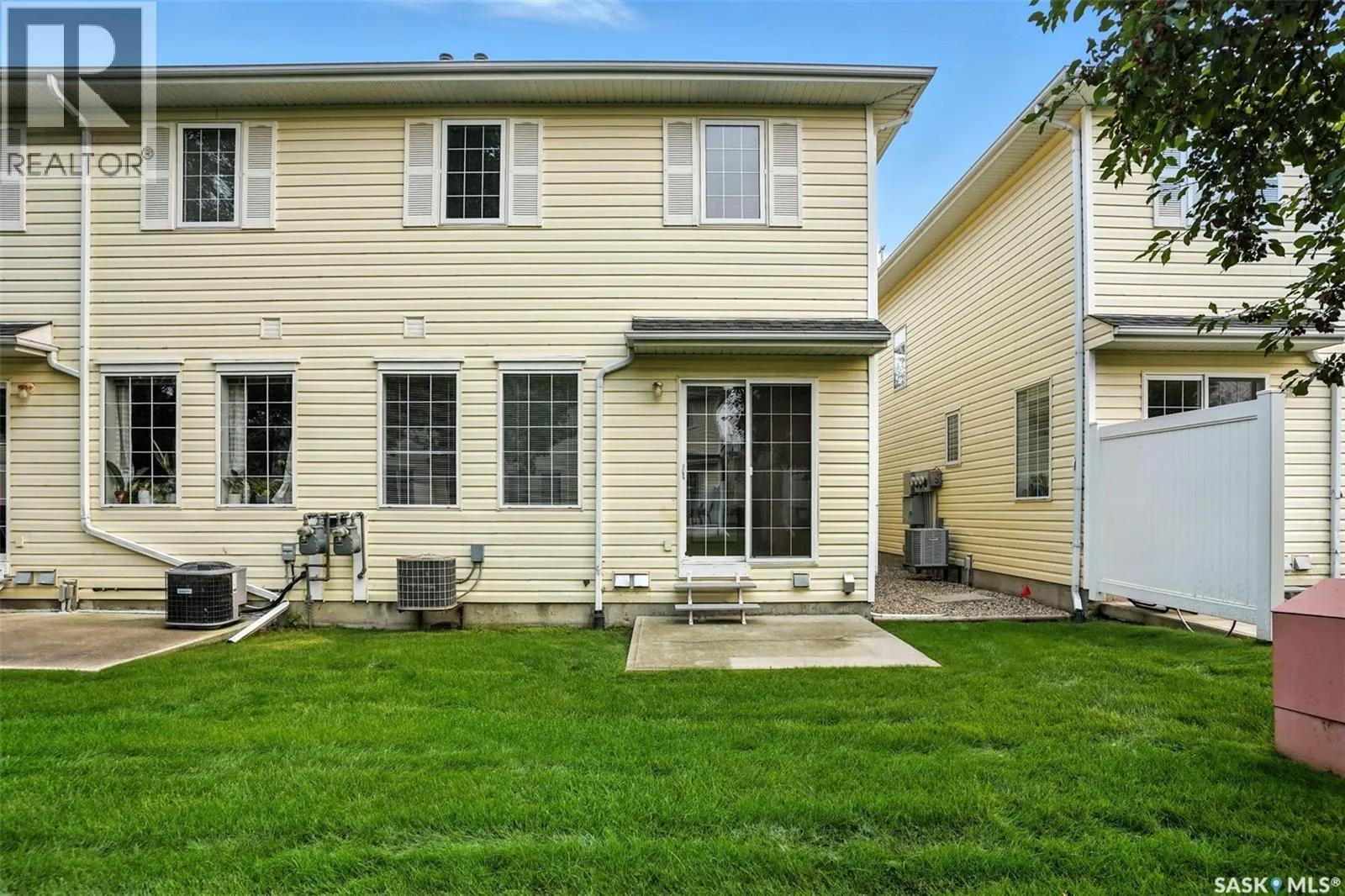 30 111 FAIRBROTHER CRESCENT