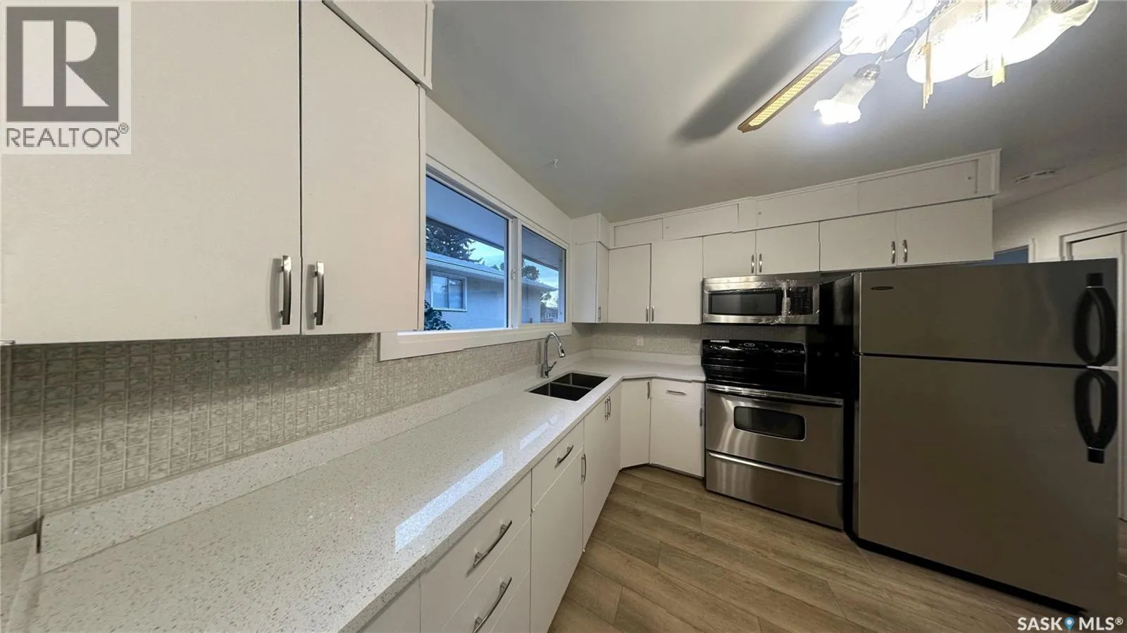 41 Cartier CRESCENT