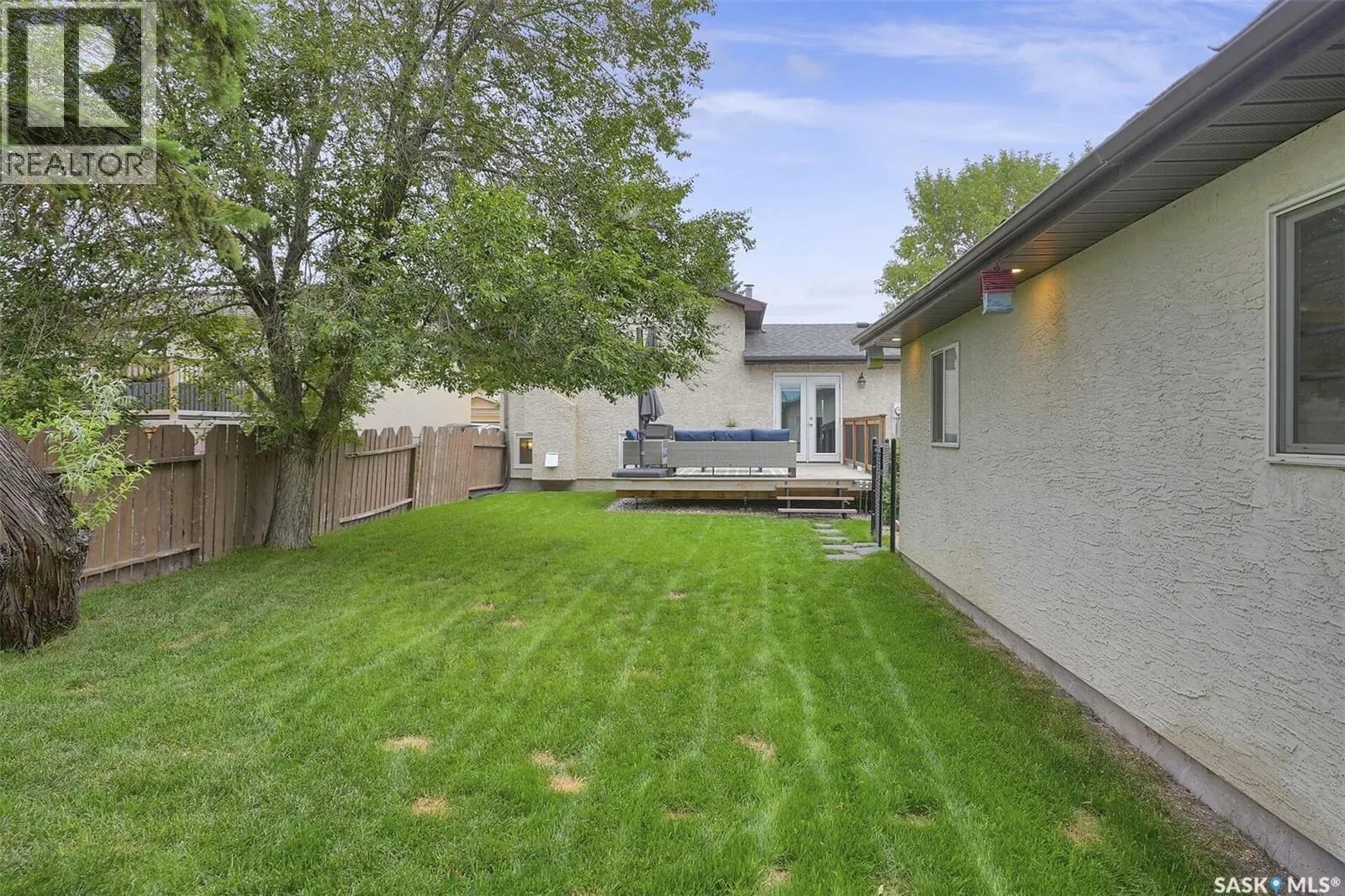 1217 Runciman CRESCENT N