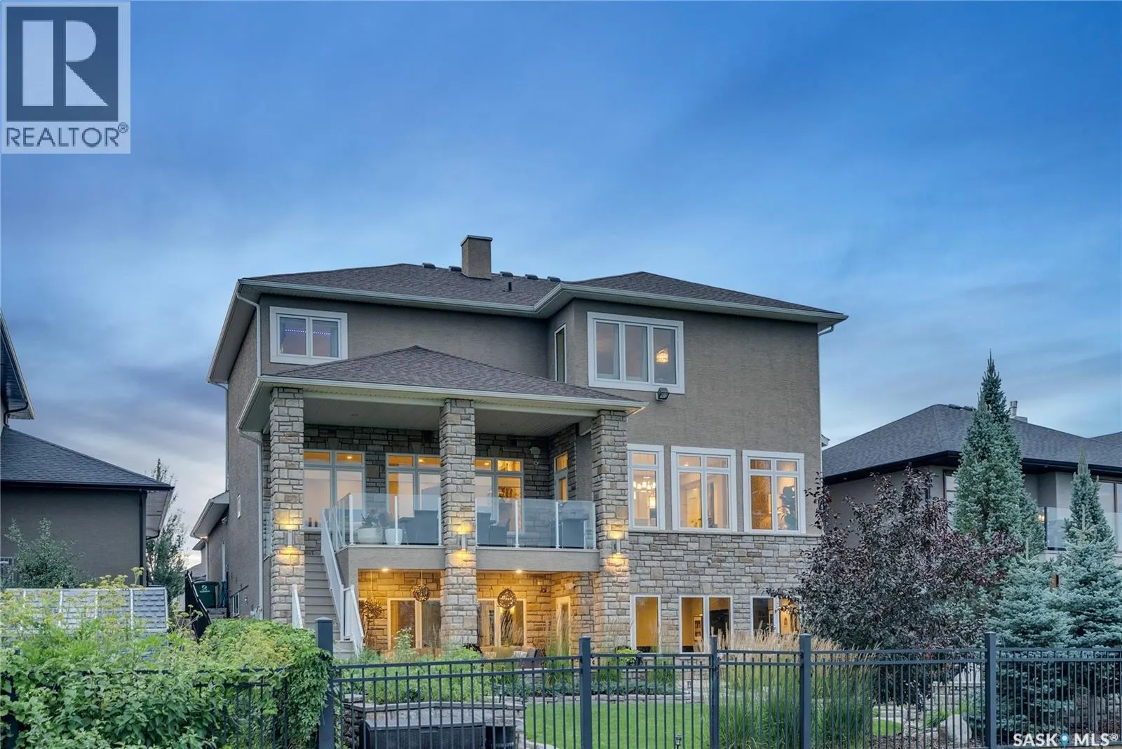 250 Whalley CRESCENT