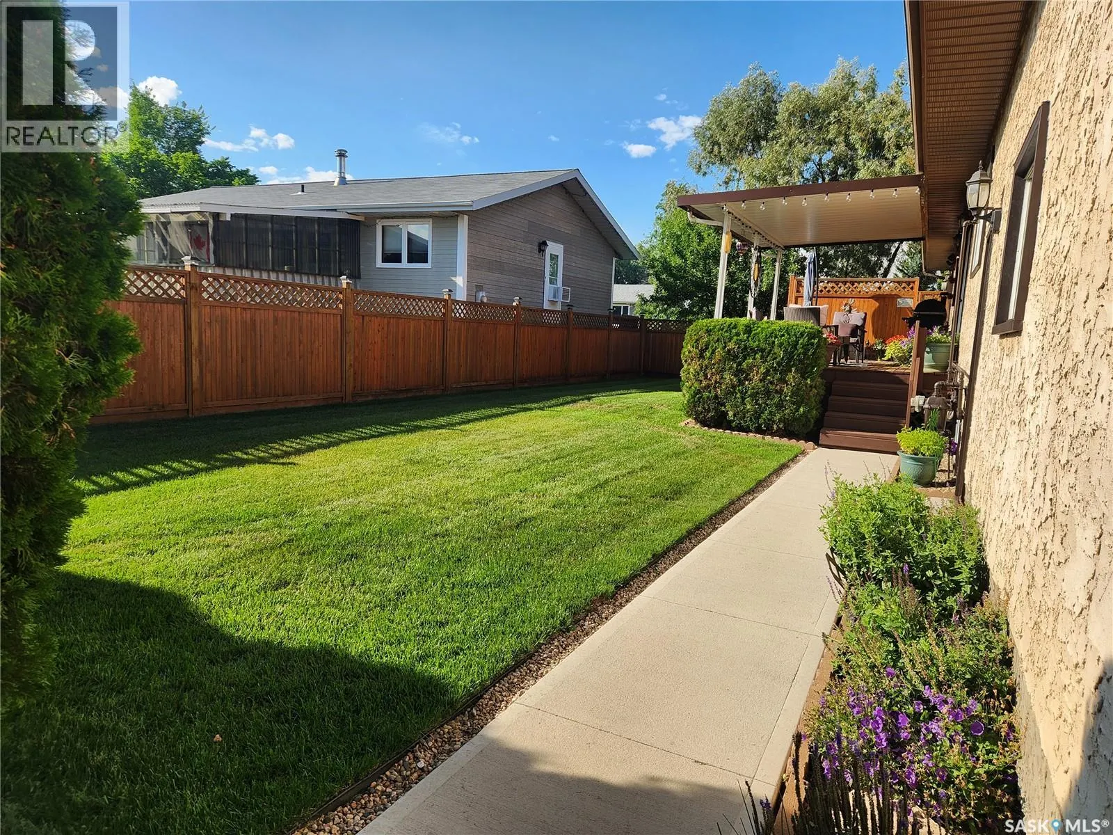 702 Golburn CRESCENT