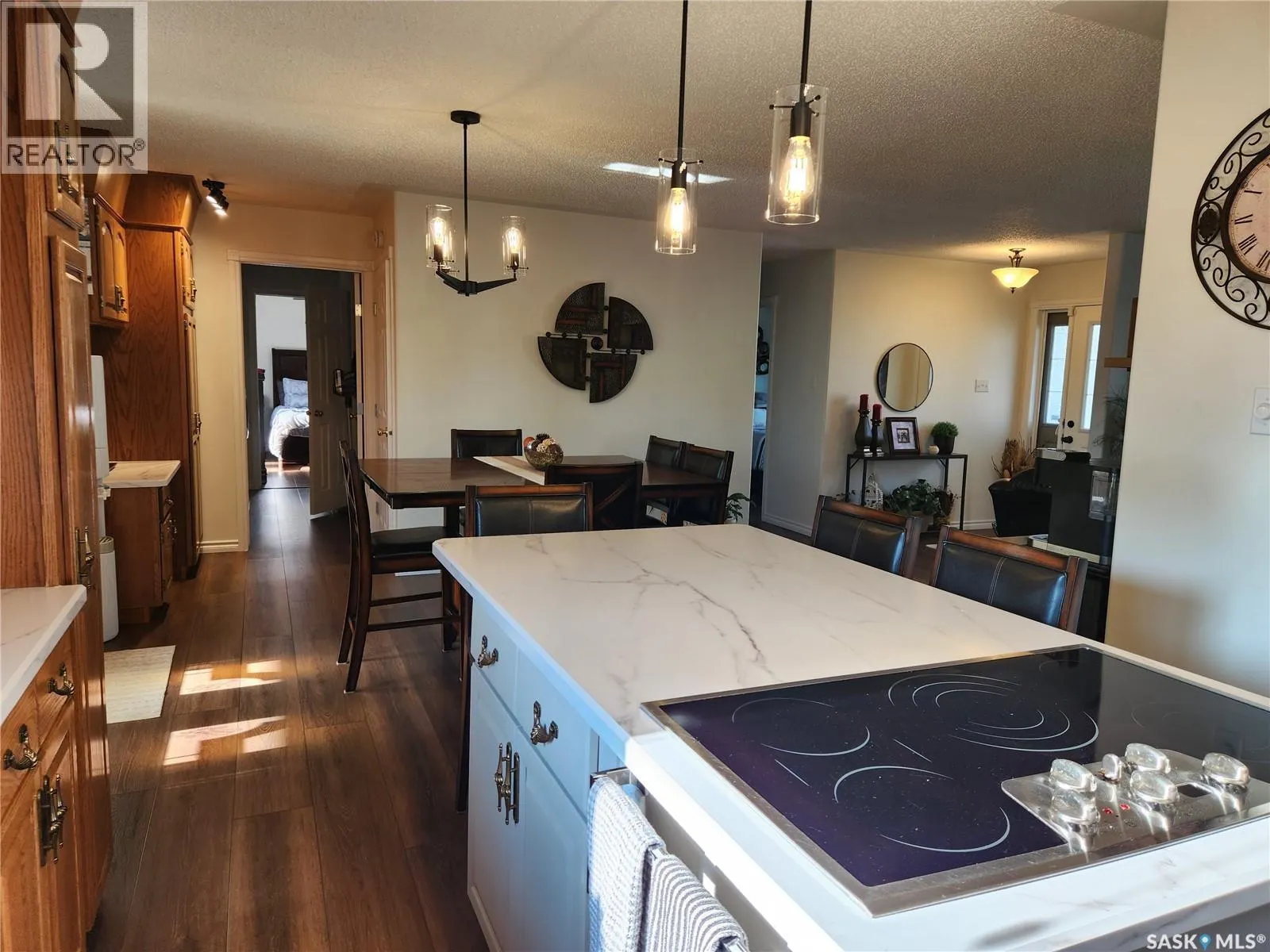 702 Golburn CRESCENT