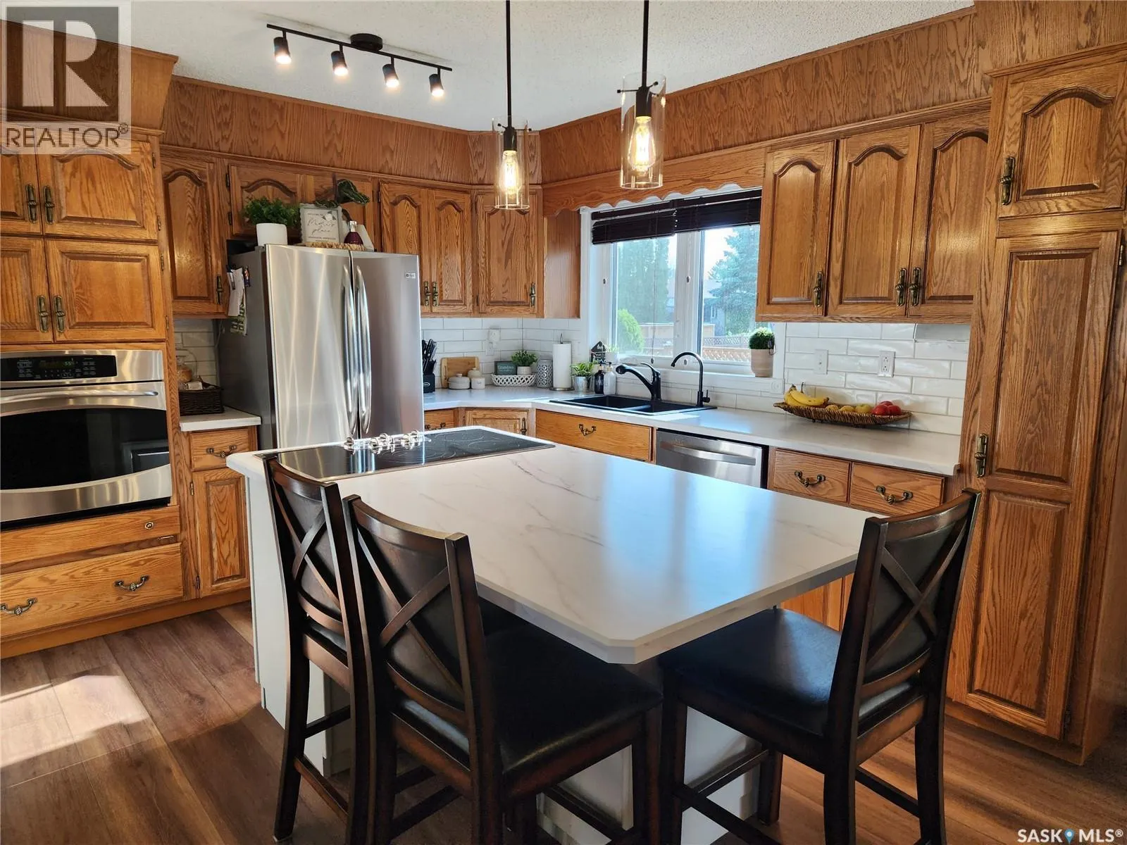 702 Golburn CRESCENT
