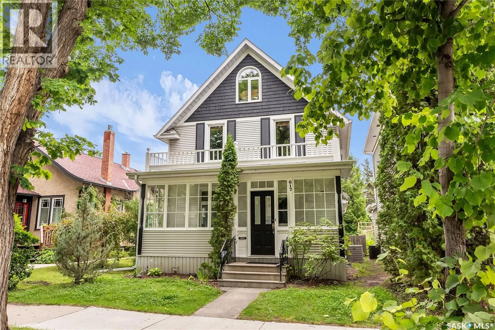617 Lansdowne AVENUE