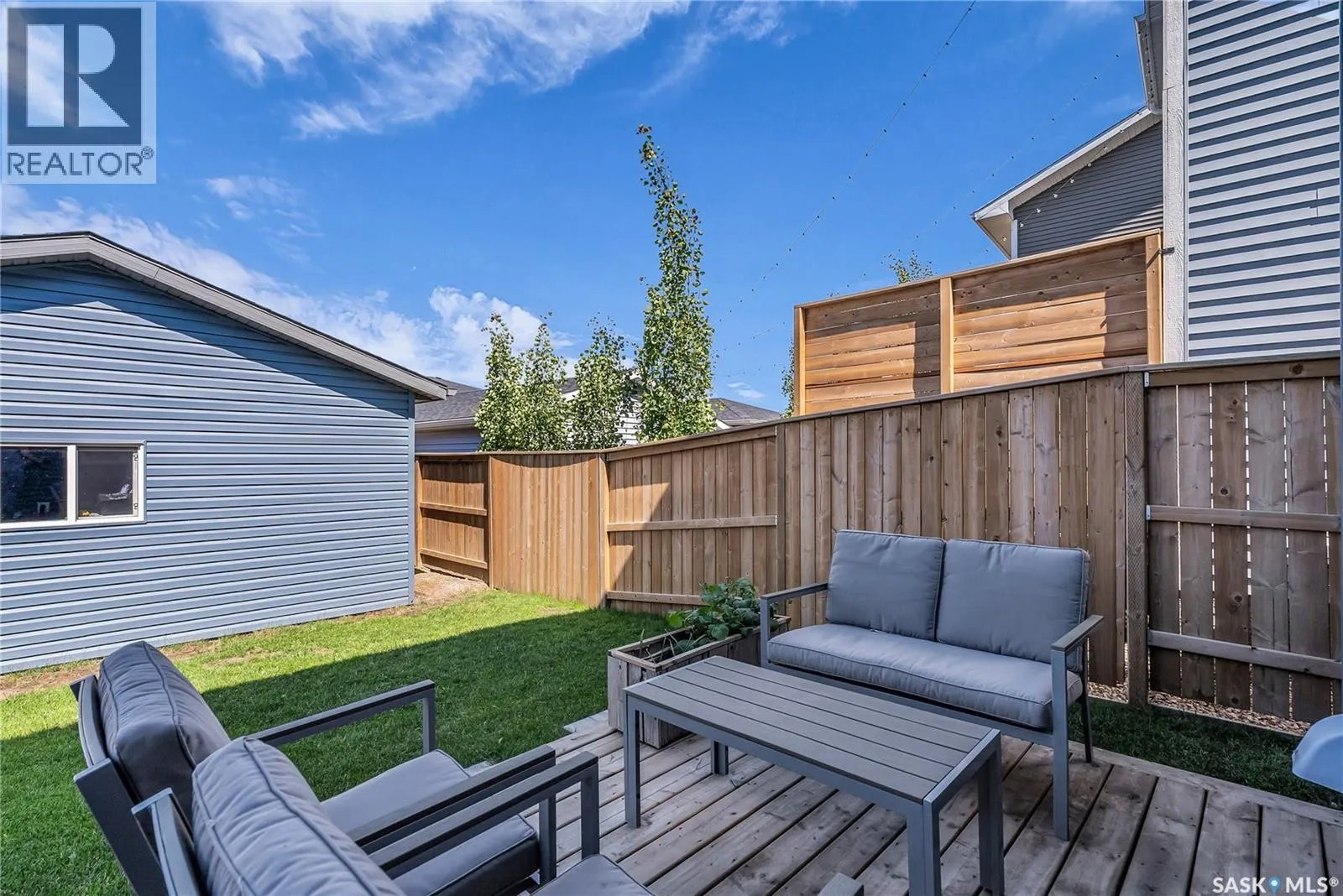 127 Newton WAY