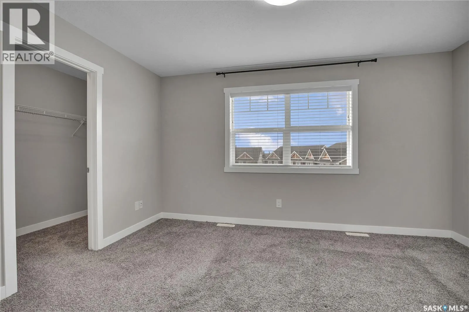 124 315 Dickson CRESCENT