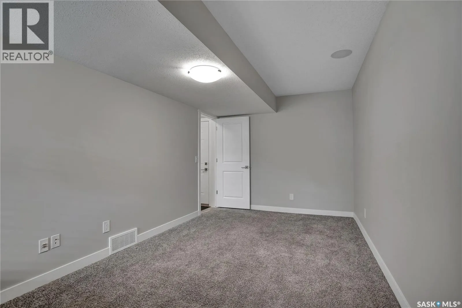 124 315 Dickson CRESCENT