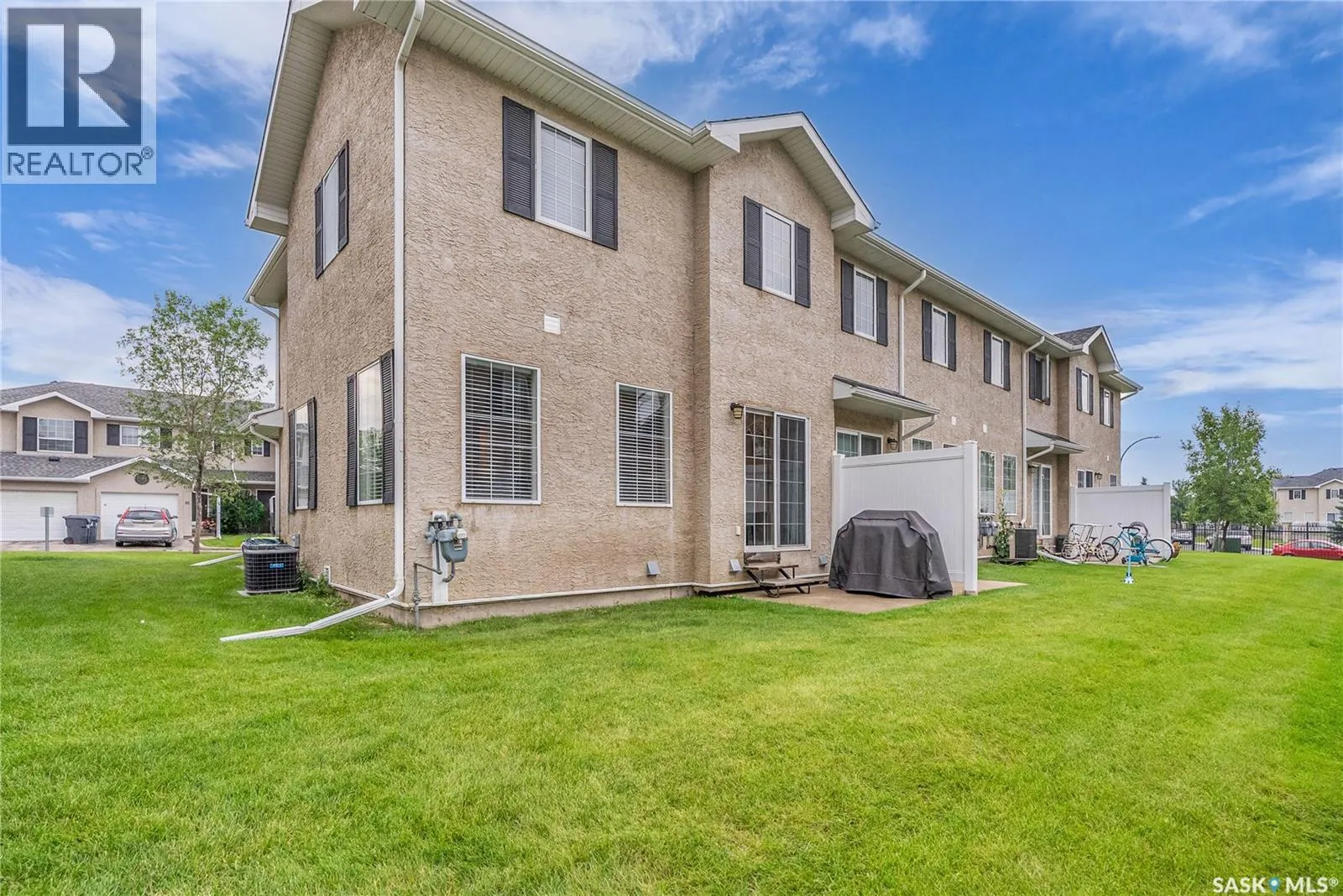 84 103 Banyan CRESCENT