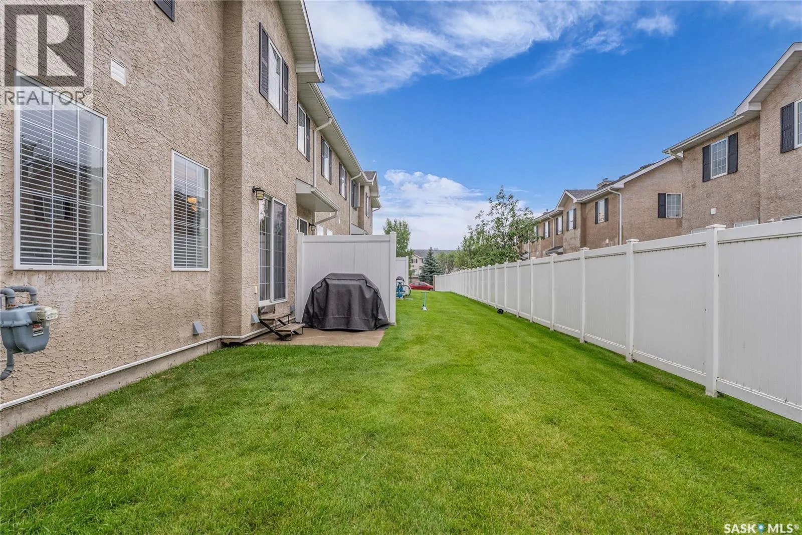 84 103 Banyan CRESCENT