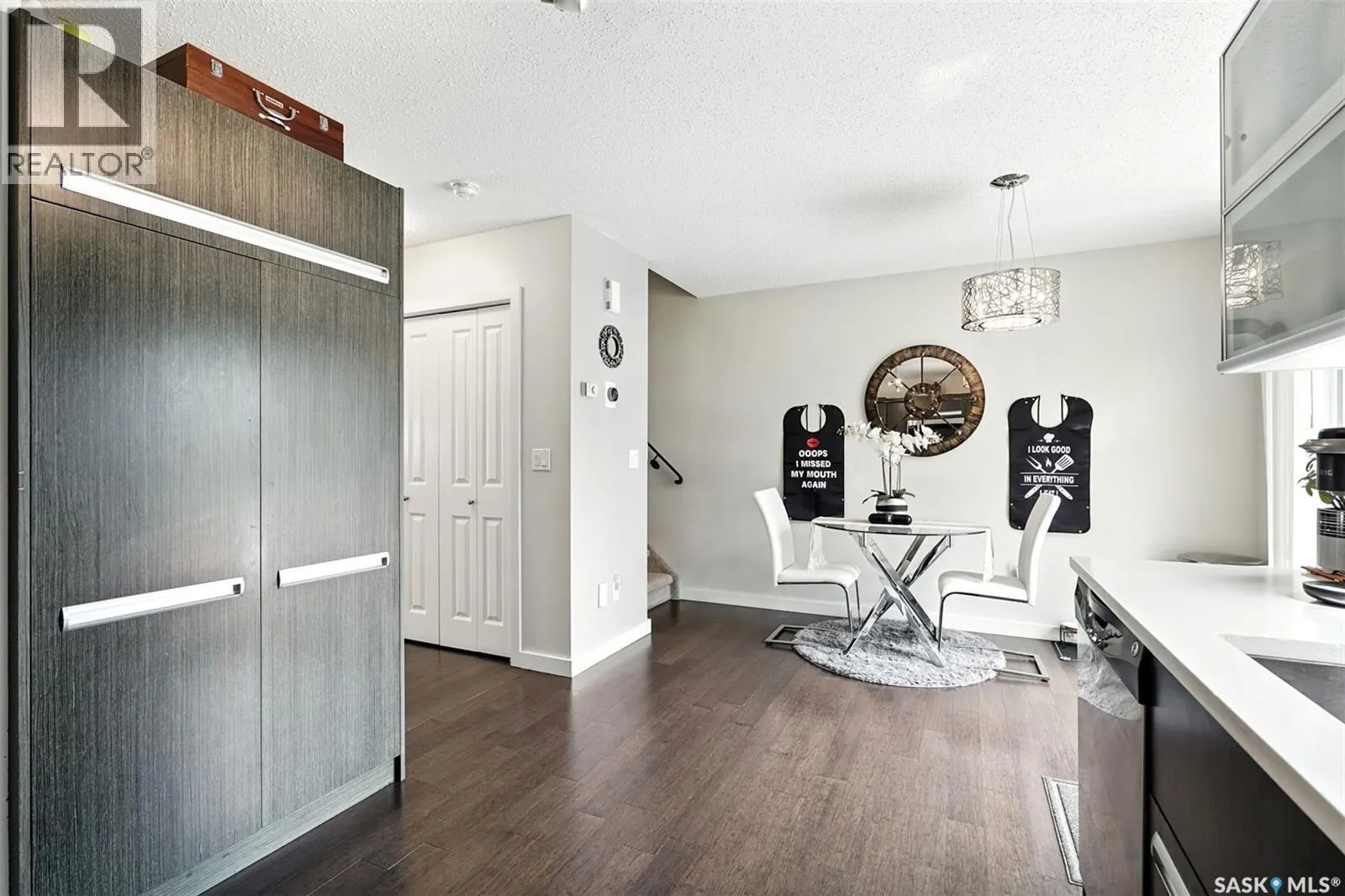 171 135 Ashworth CRESCENT