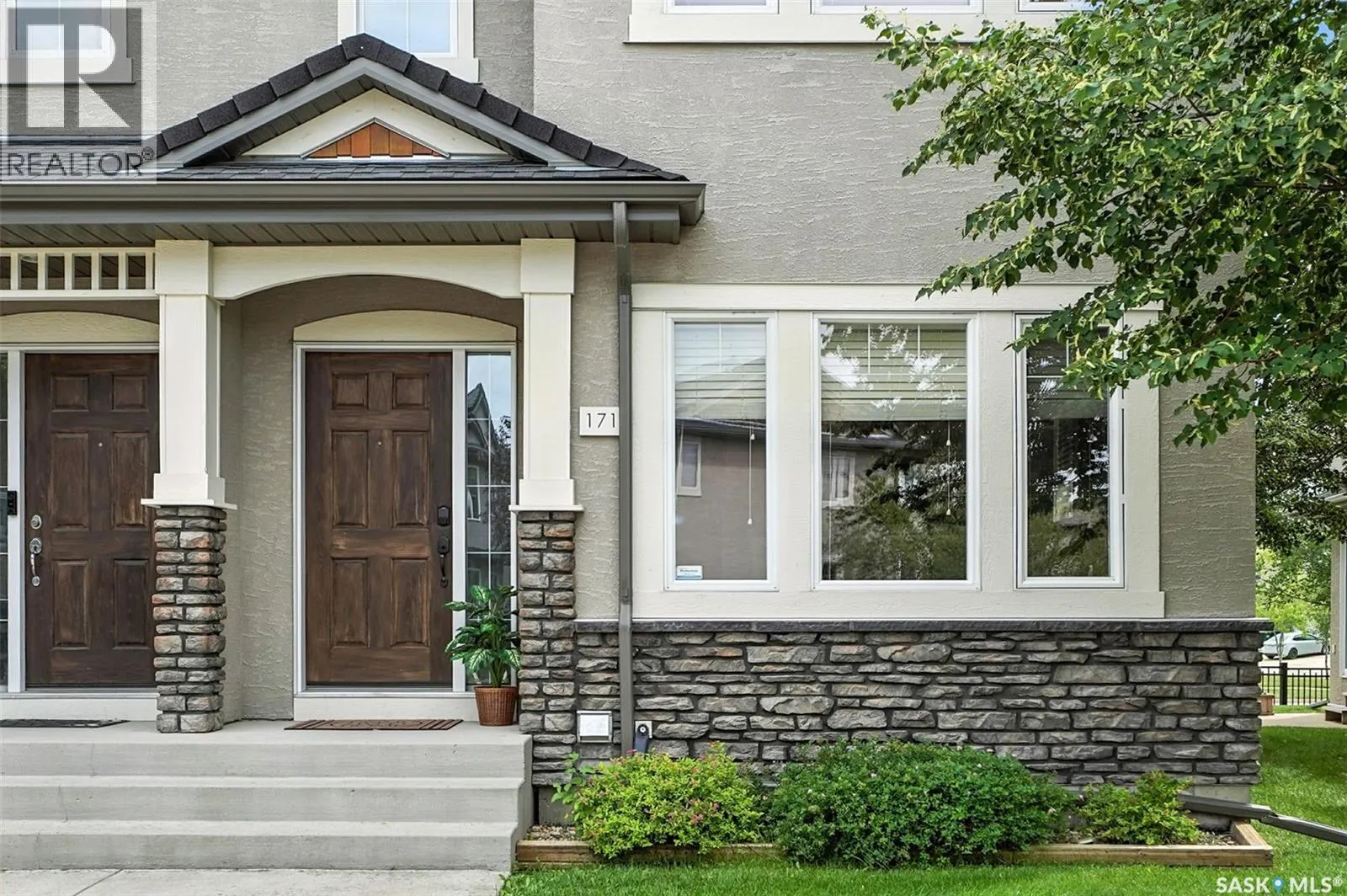 171 135 Ashworth CRESCENT