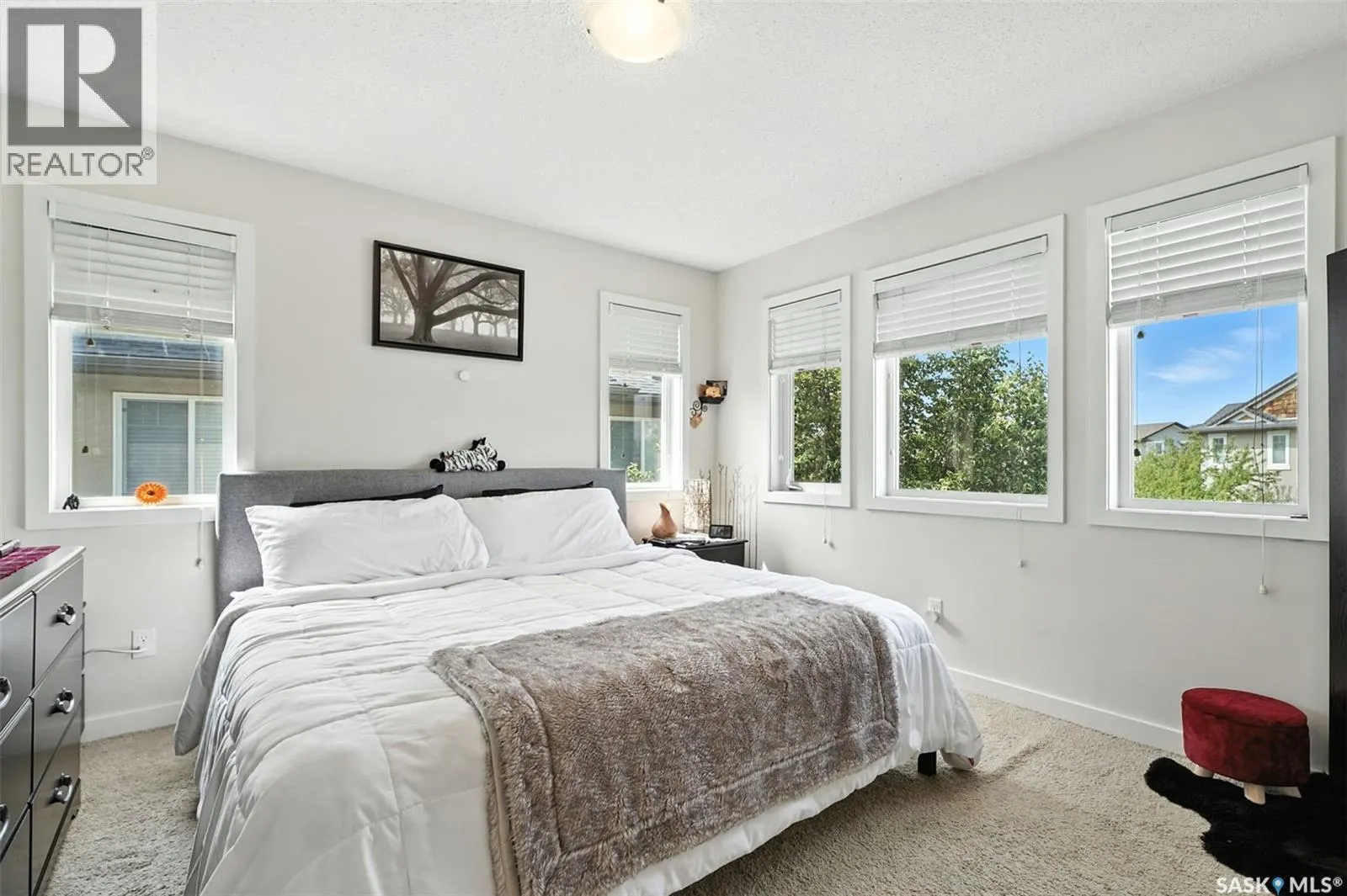 171 135 Ashworth CRESCENT