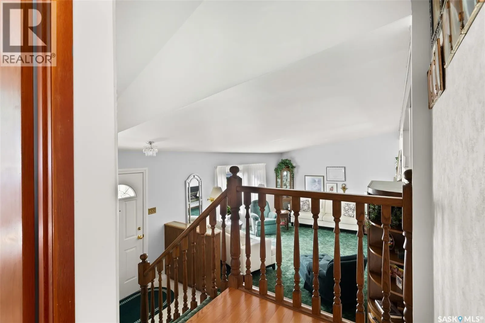 12 Castle BAY