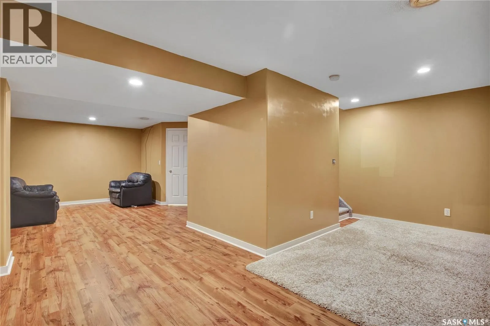 16 203 HEROLD TERRACE