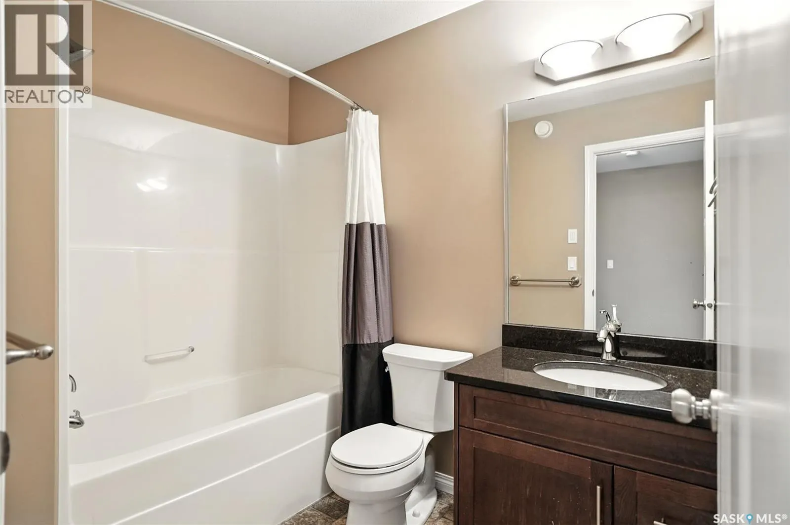 10 502 Rempel MANOR