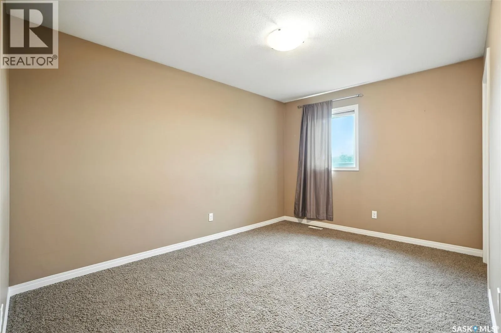 10 502 Rempel MANOR