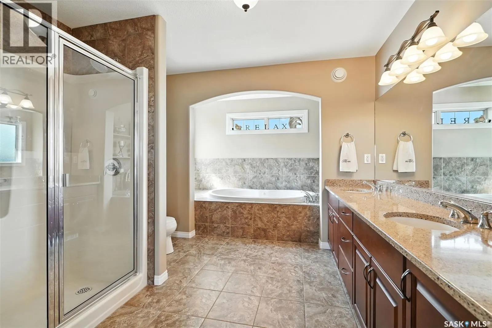 511 Waters CRESCENT