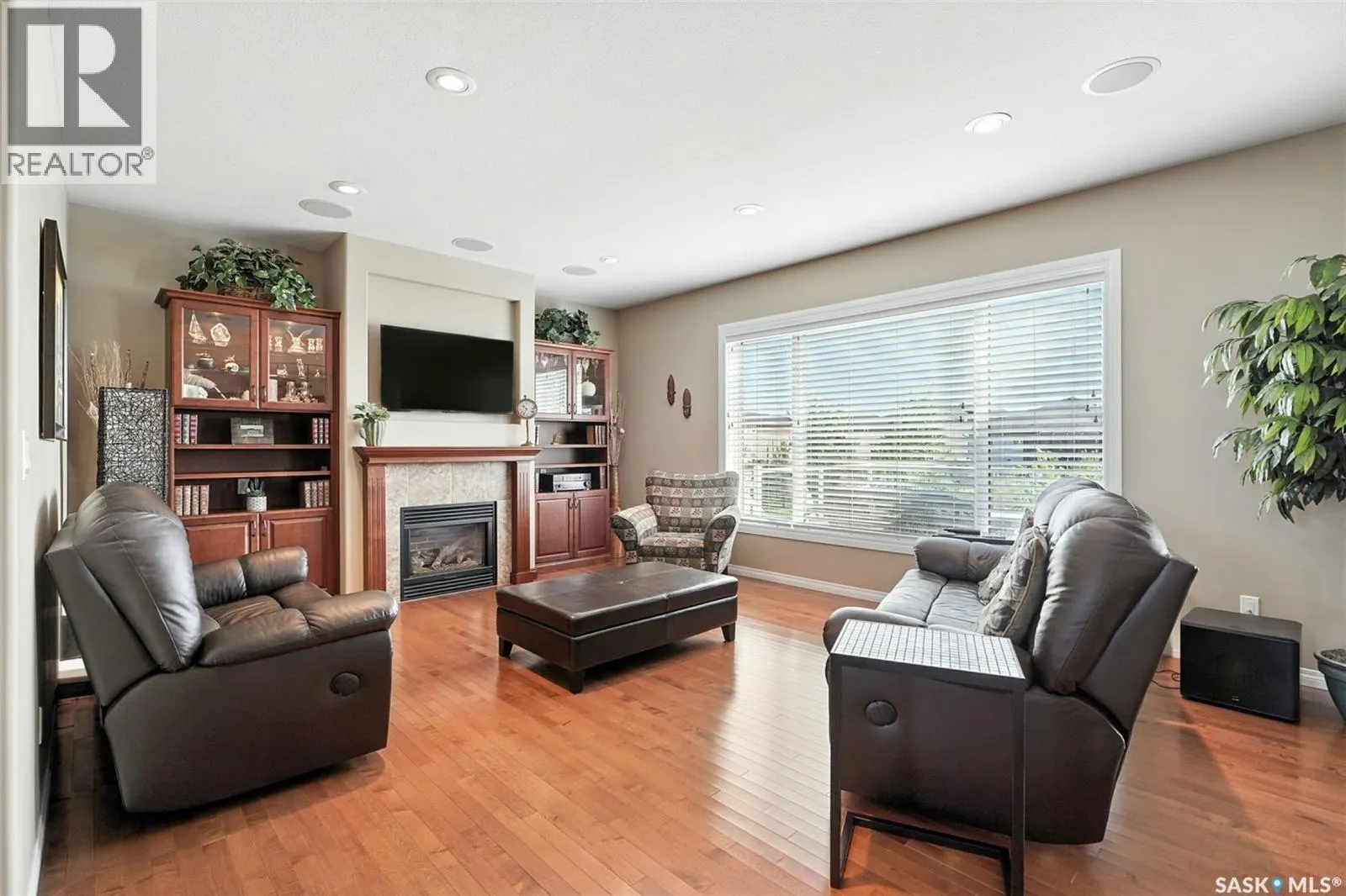 511 Waters CRESCENT