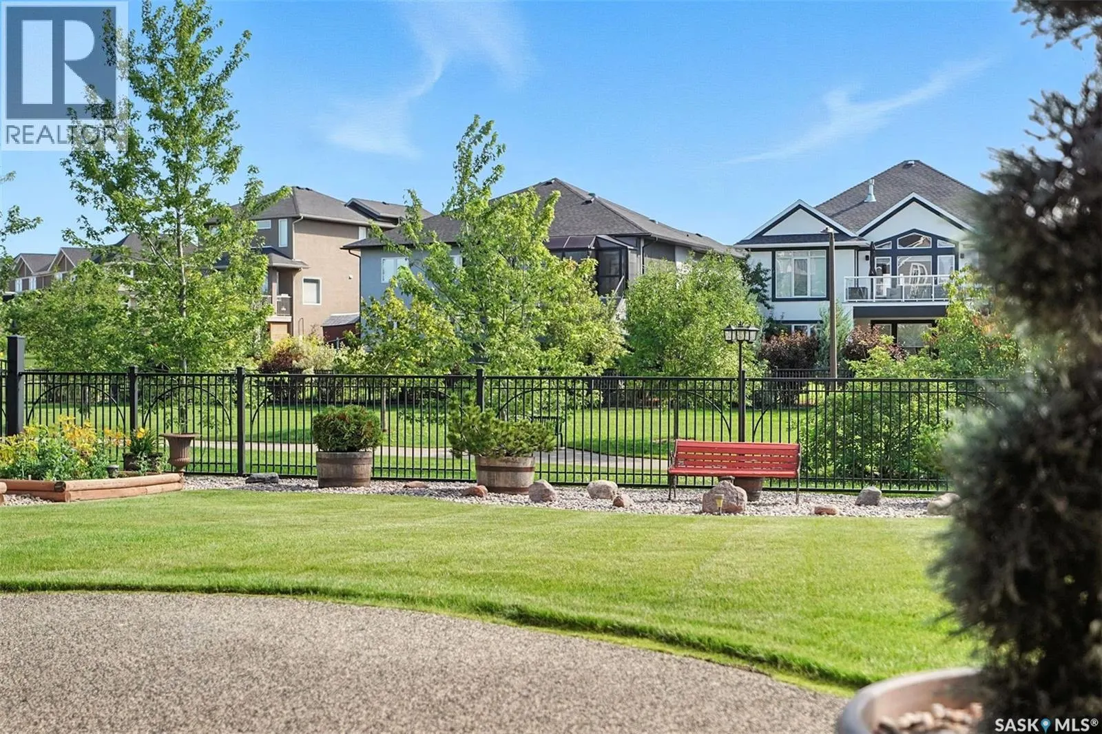 511 Waters CRESCENT