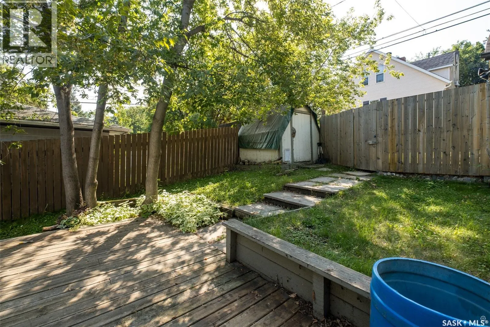 607 20th STREET W
