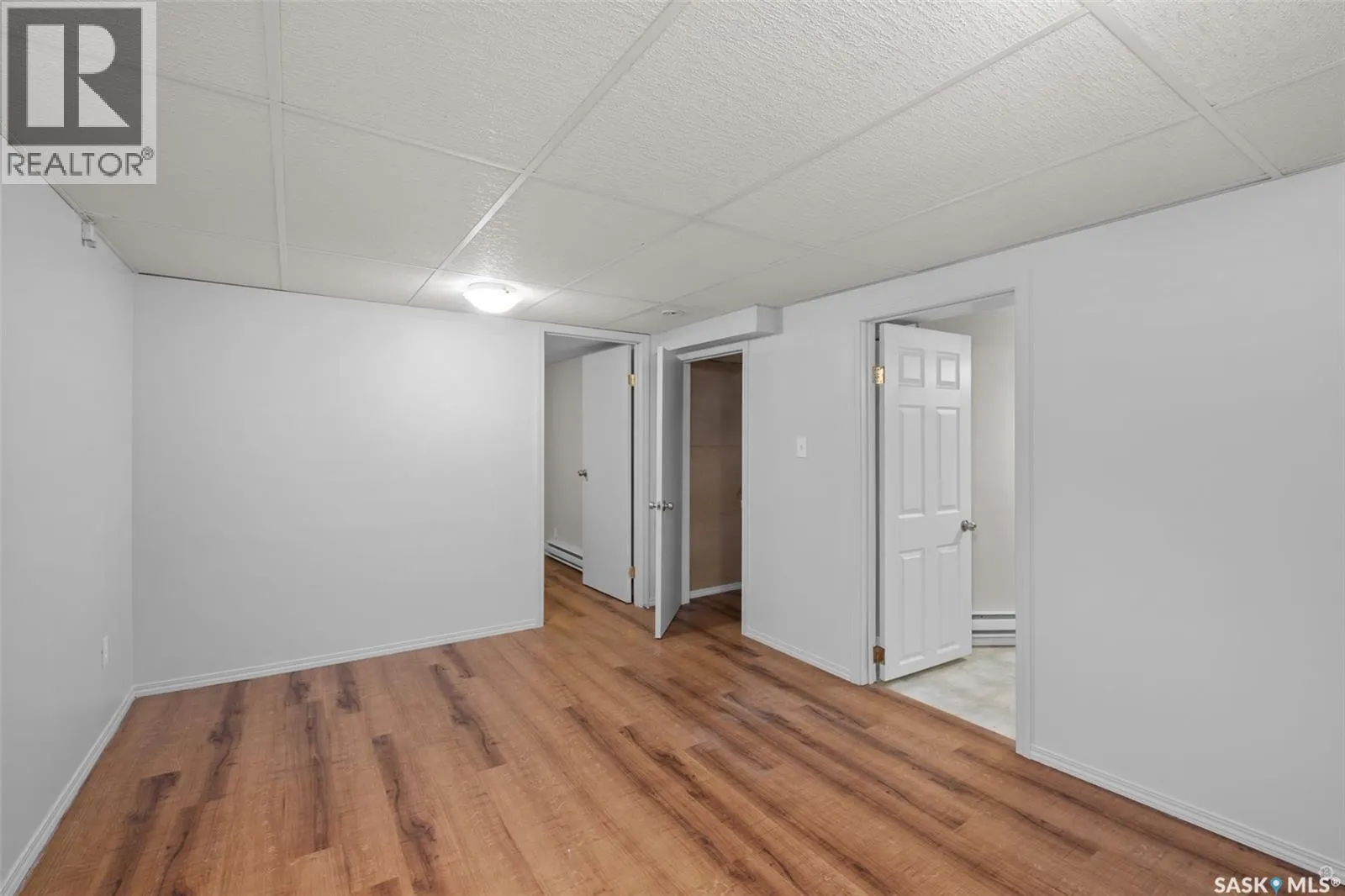 607 20th STREET W