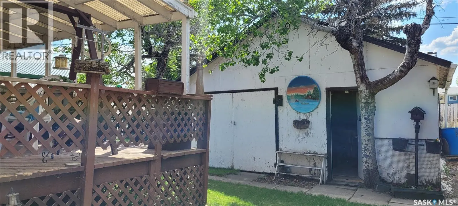 617 3rd STREET W