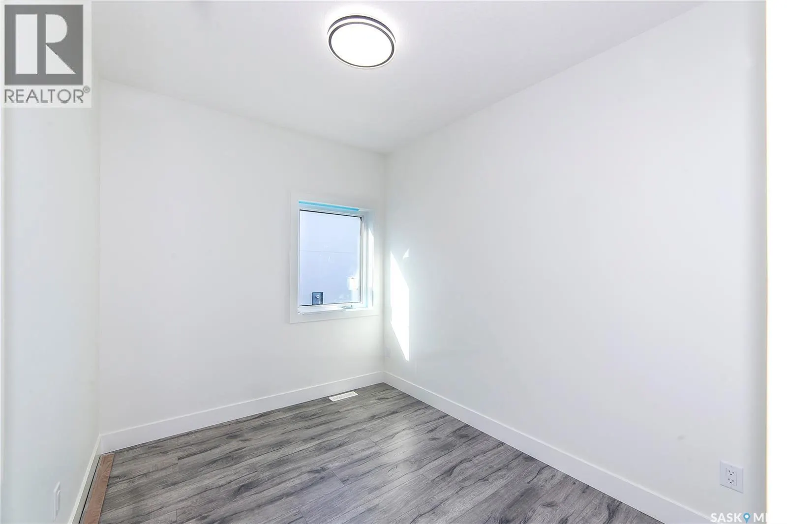 447 Woolf BEND