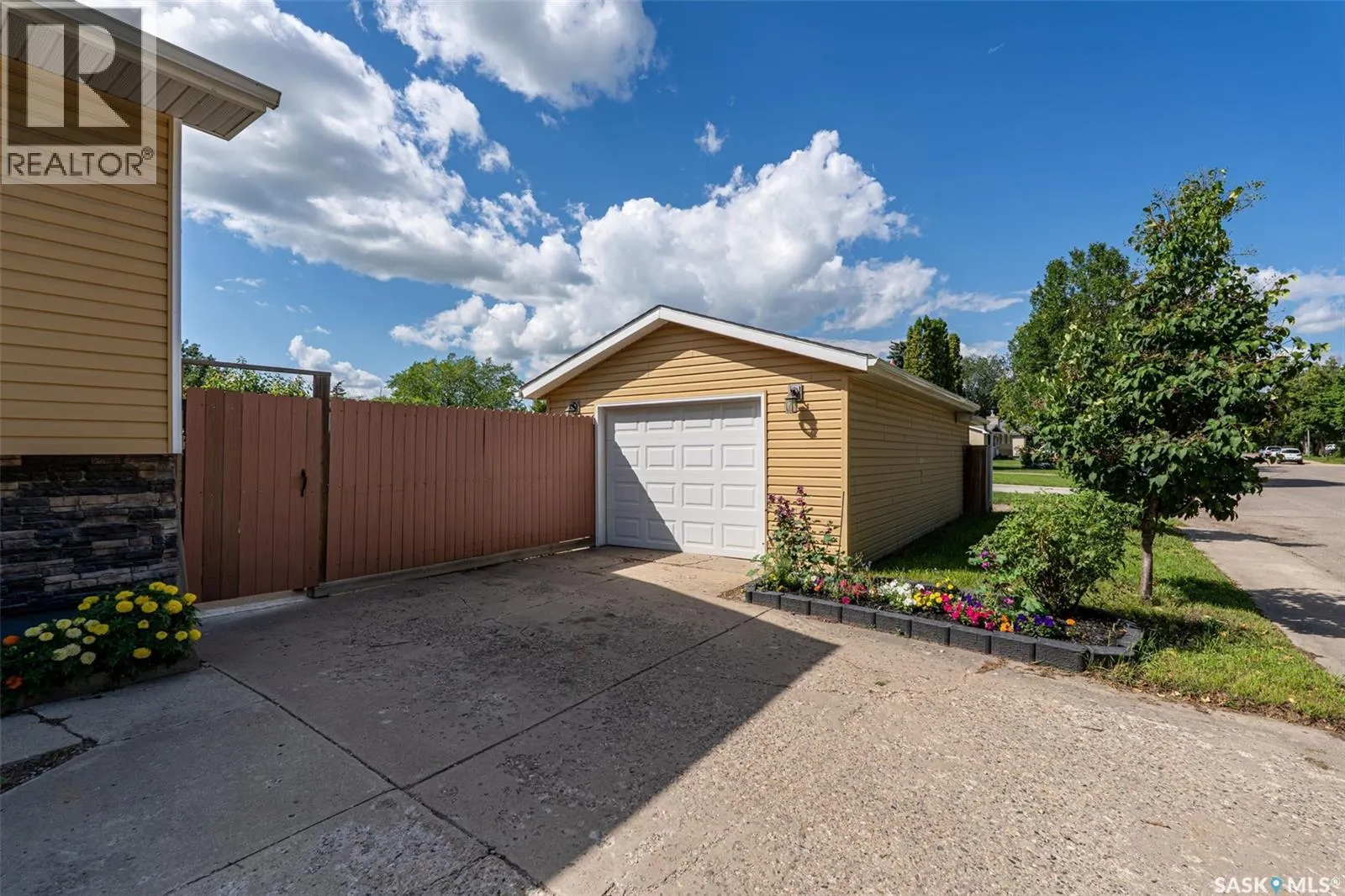 3238 Massey DRIVE
