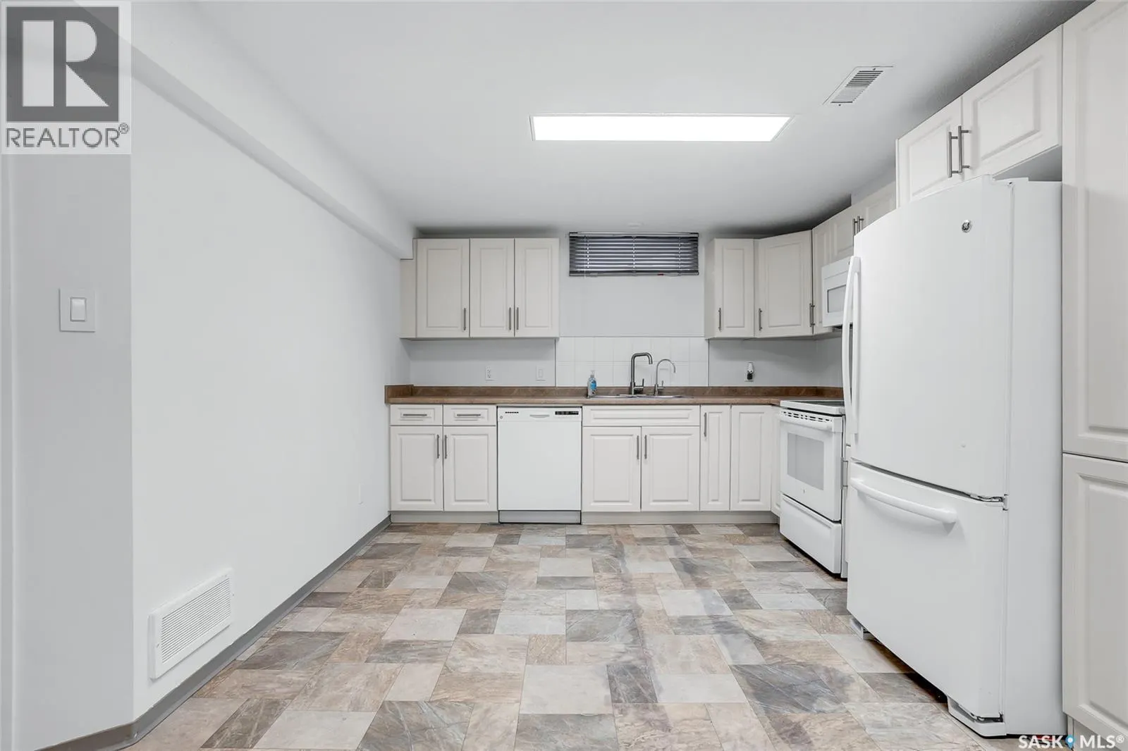 929 Trotter CRESCENT