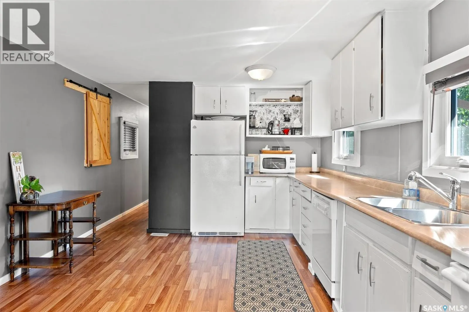 76 2nd STREET