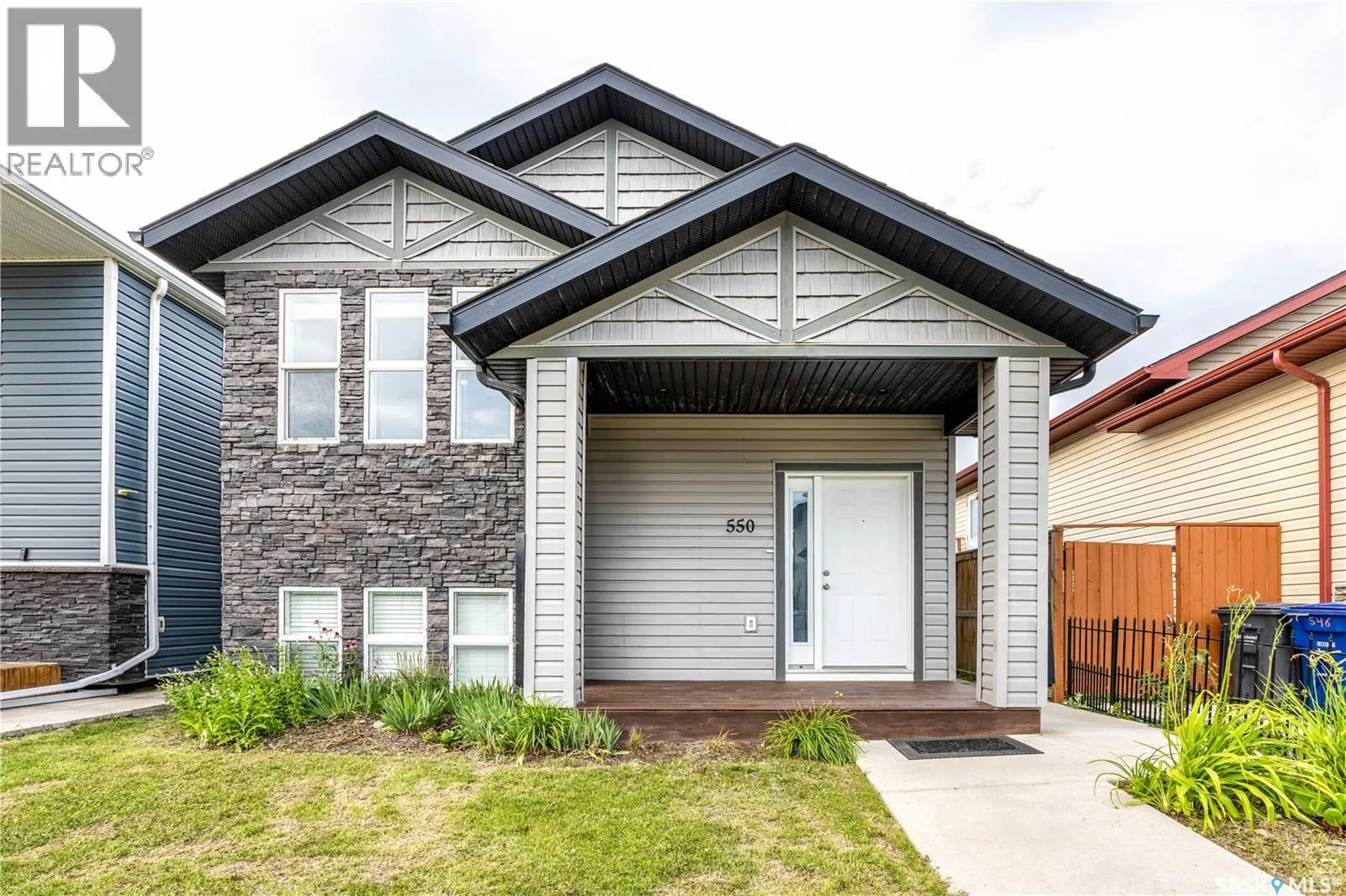 550 Marlatte LANE
