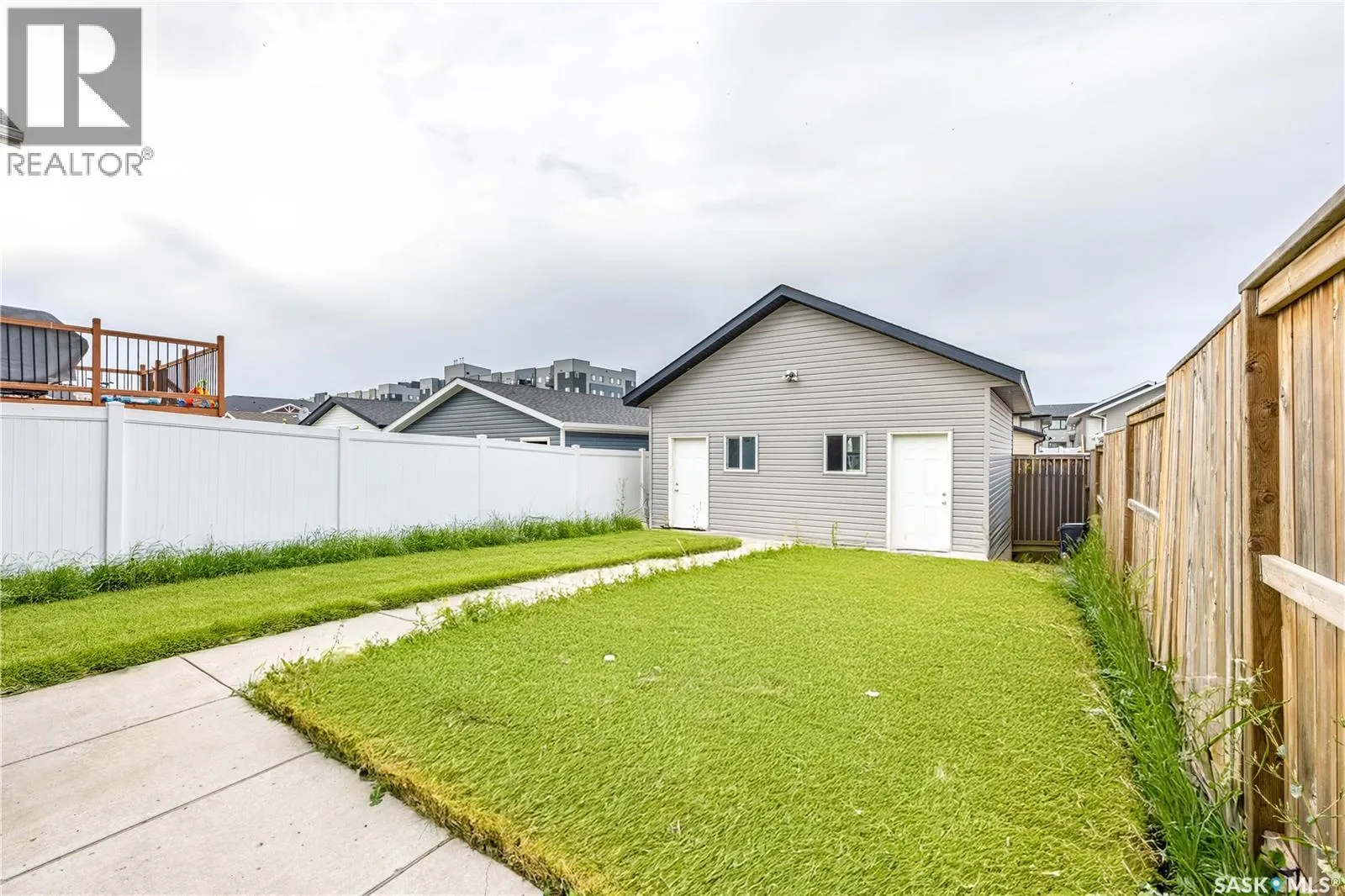 550 Marlatte LANE