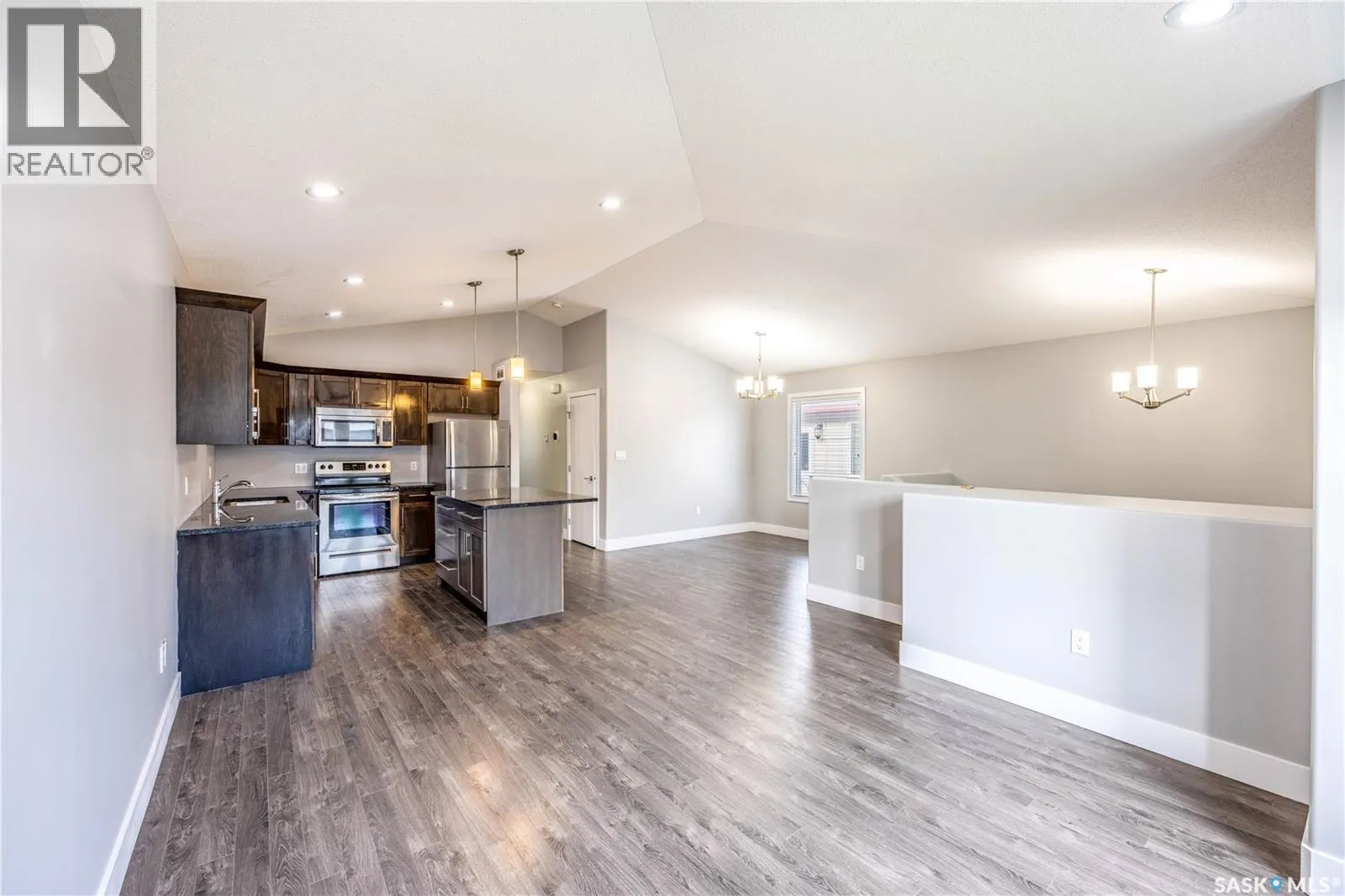 550 Marlatte LANE