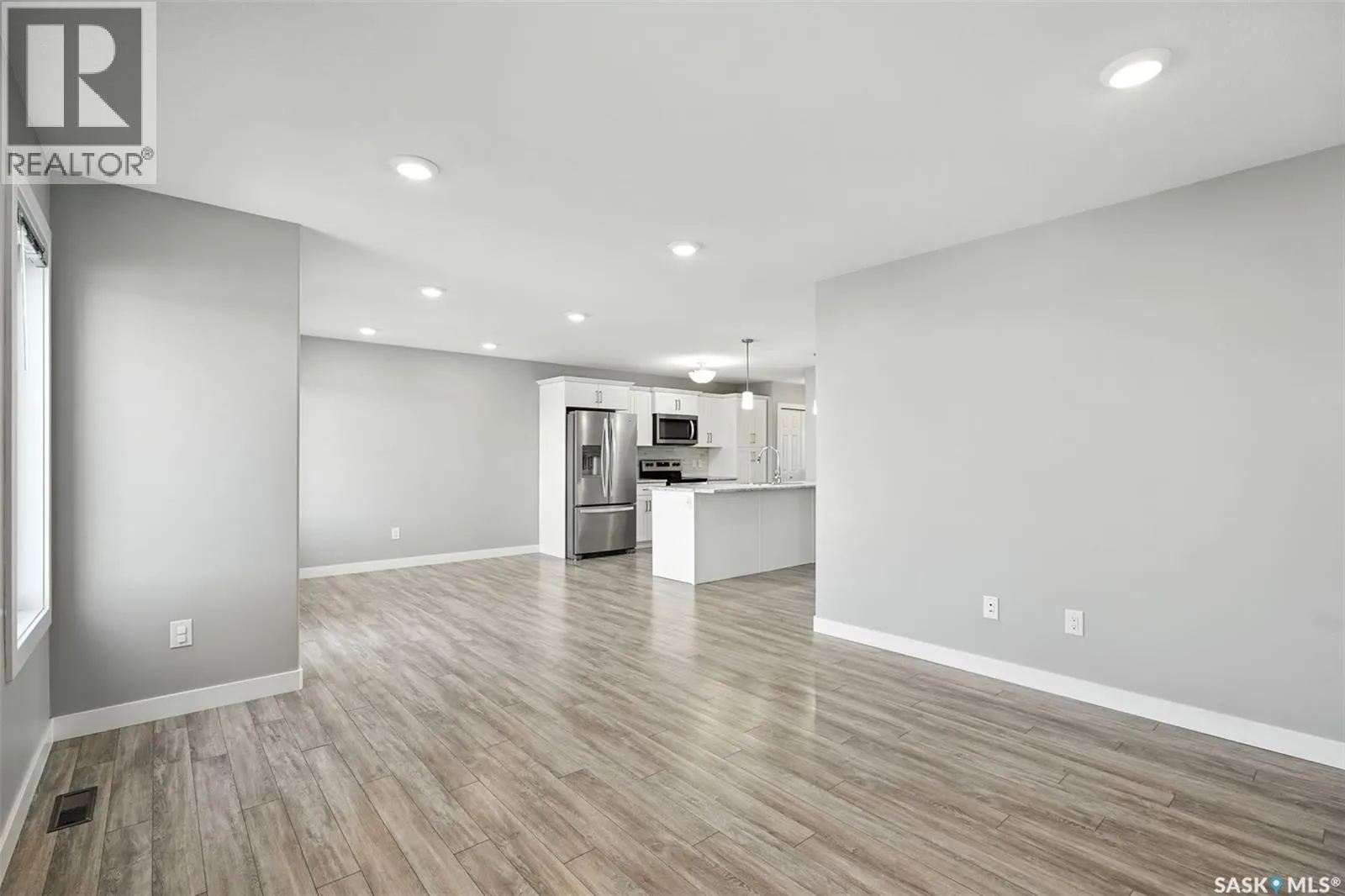 220 Reddekopp LANE