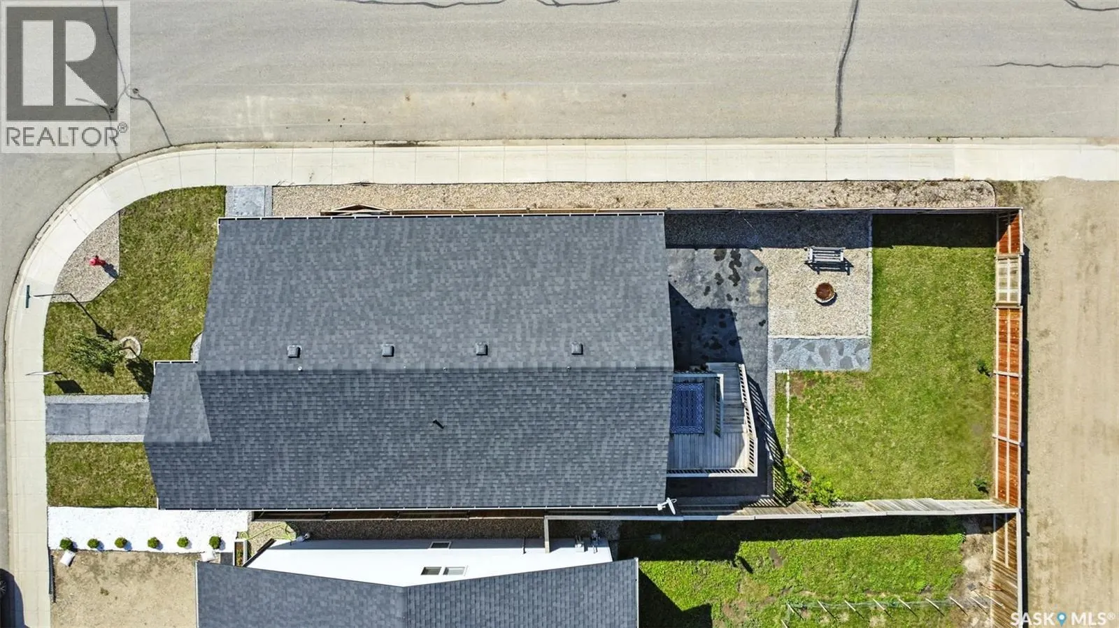 220 Reddekopp LANE