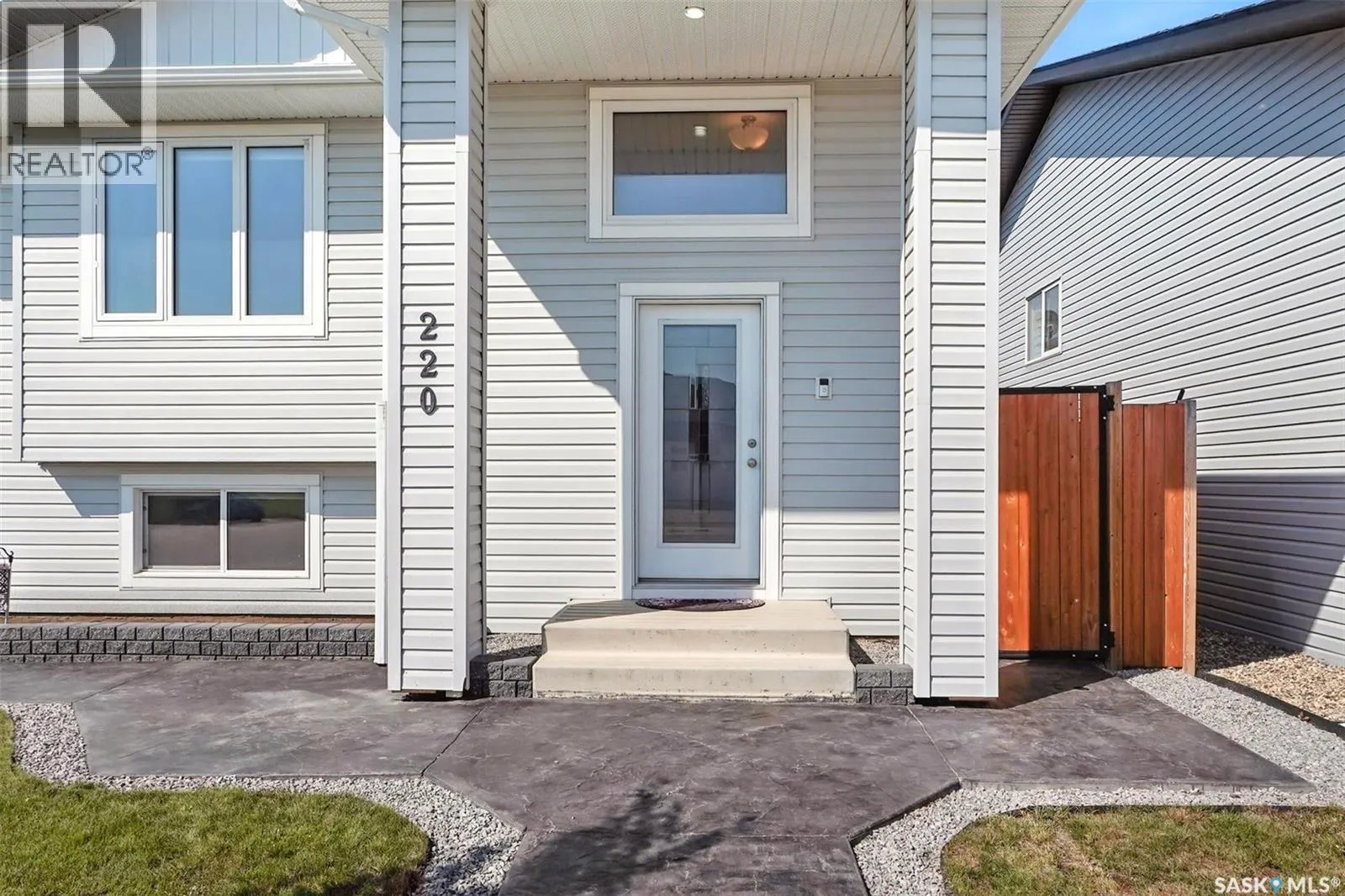 220 Reddekopp LANE