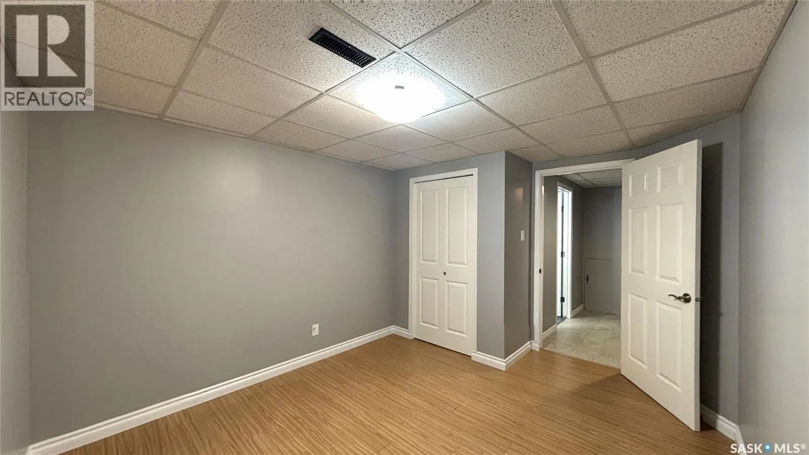 201 Haviland CRESCENT