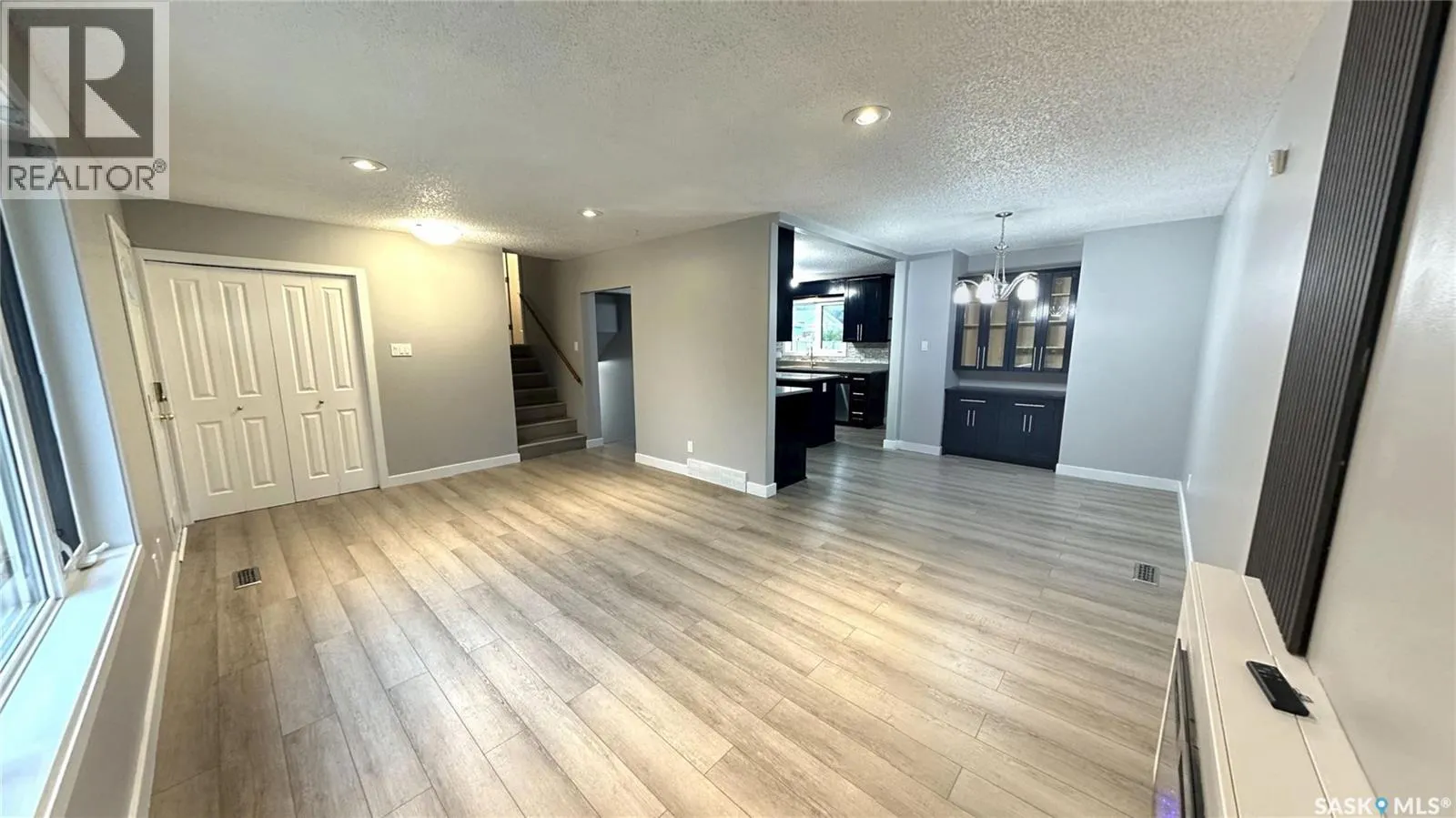 201 Haviland CRESCENT