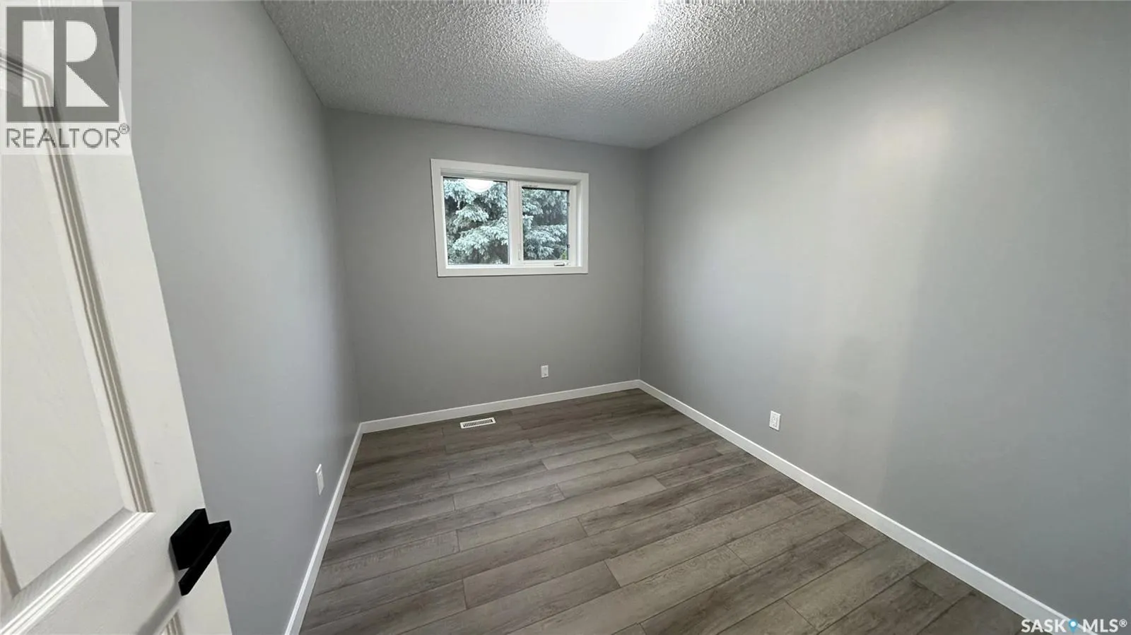 201 Haviland CRESCENT