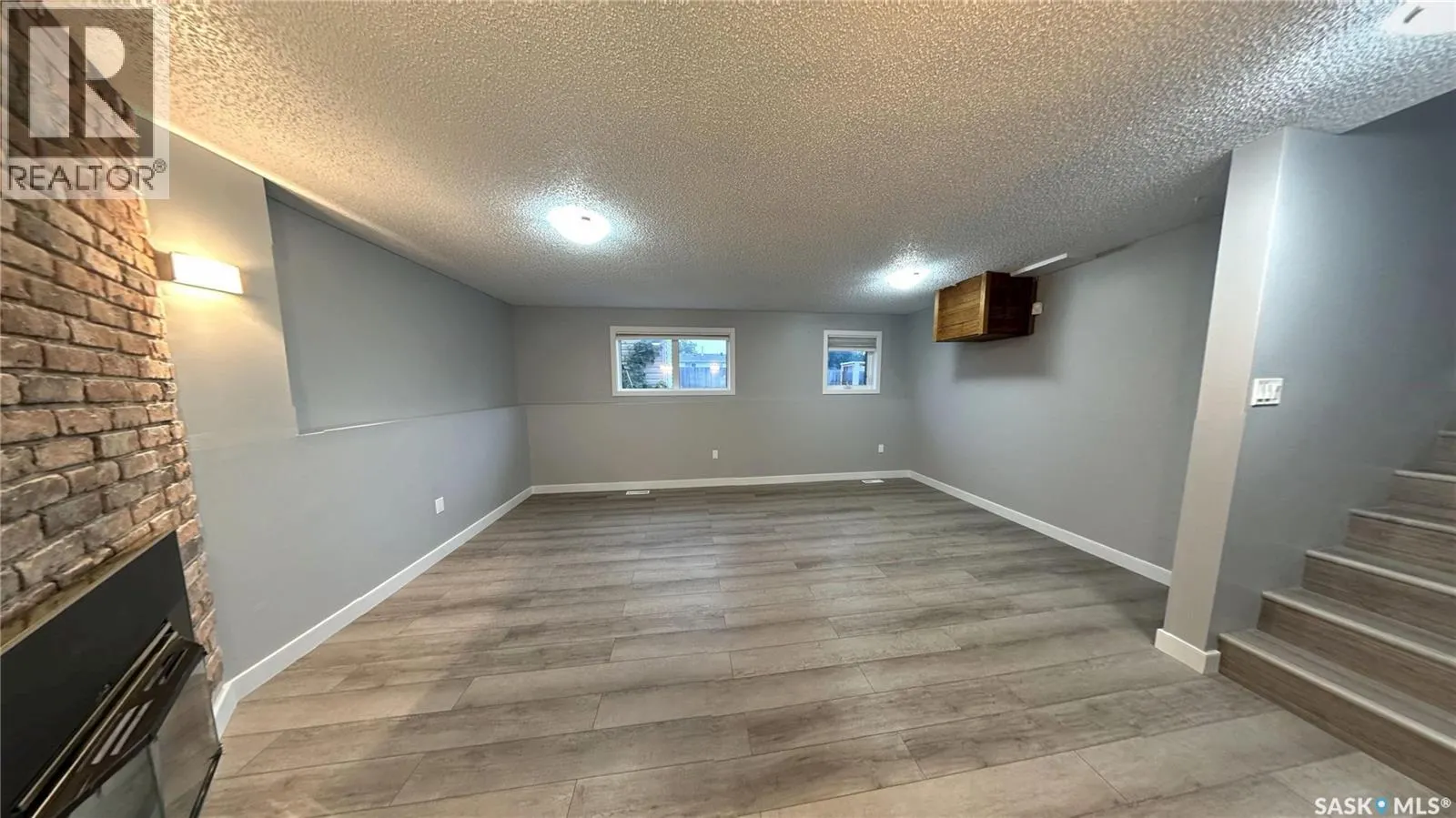 201 Haviland CRESCENT
