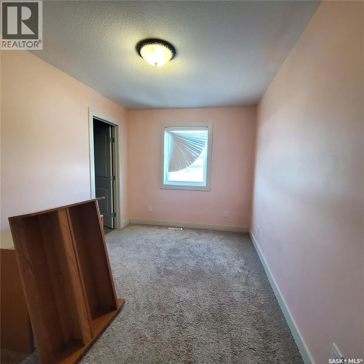 28 1703 Patrick CRESCENT