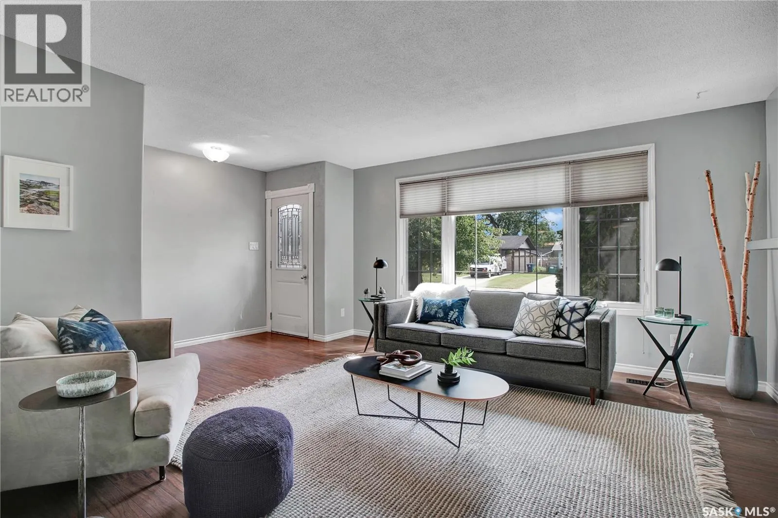 26 Columbia DRIVE